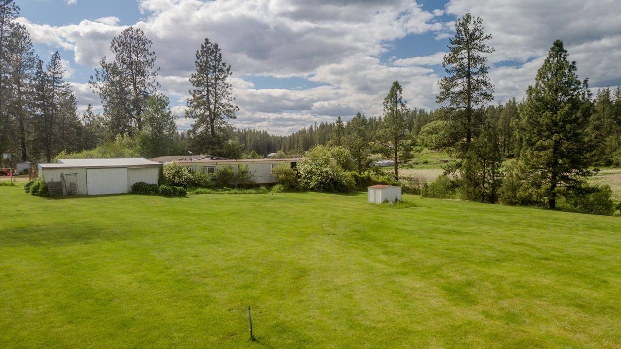 36019 N Milan-Elk Rd, Chattaroy, WA 99003