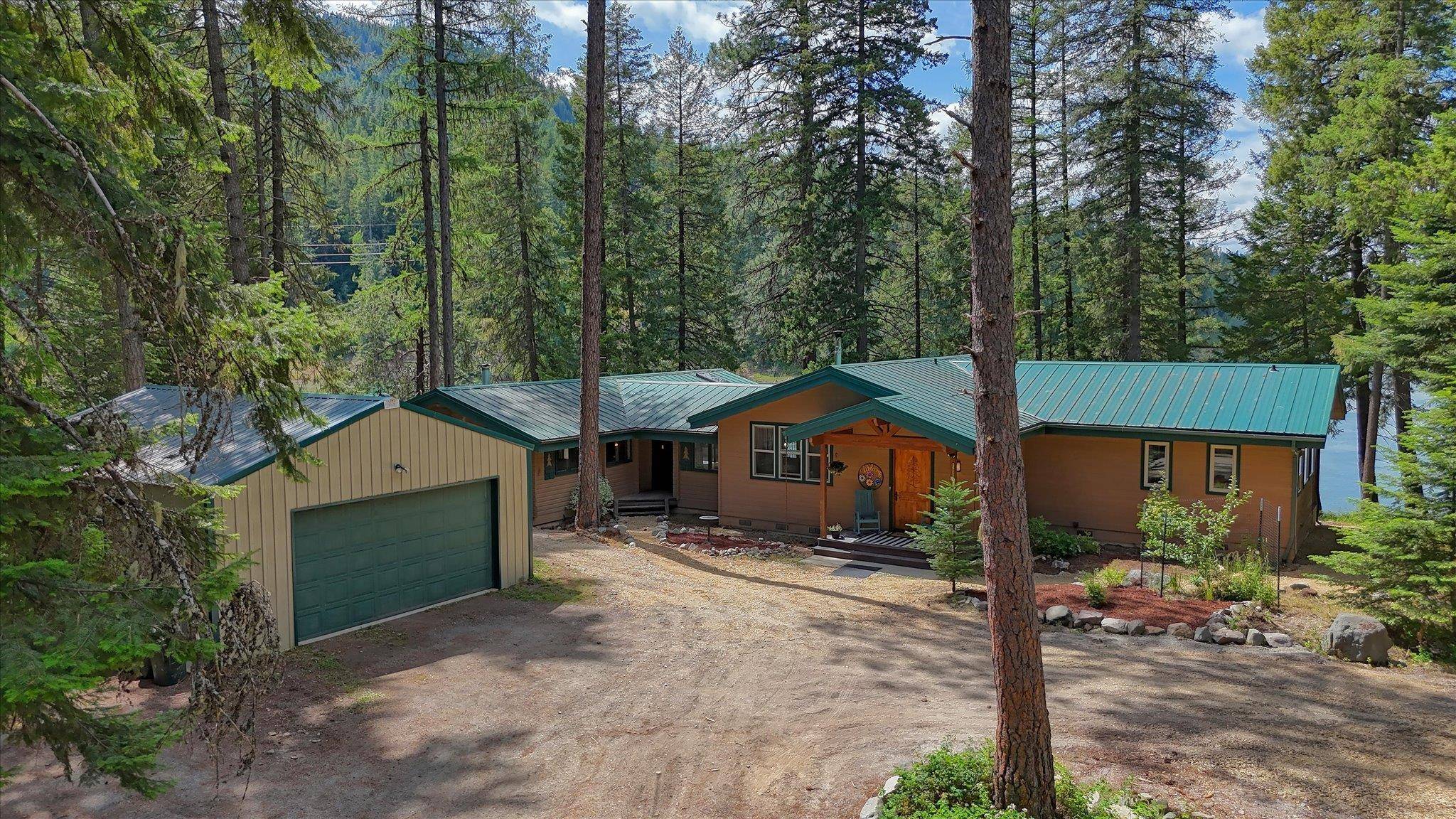 241 Pend Oreille Homes Rd, Newport, WA 99003
