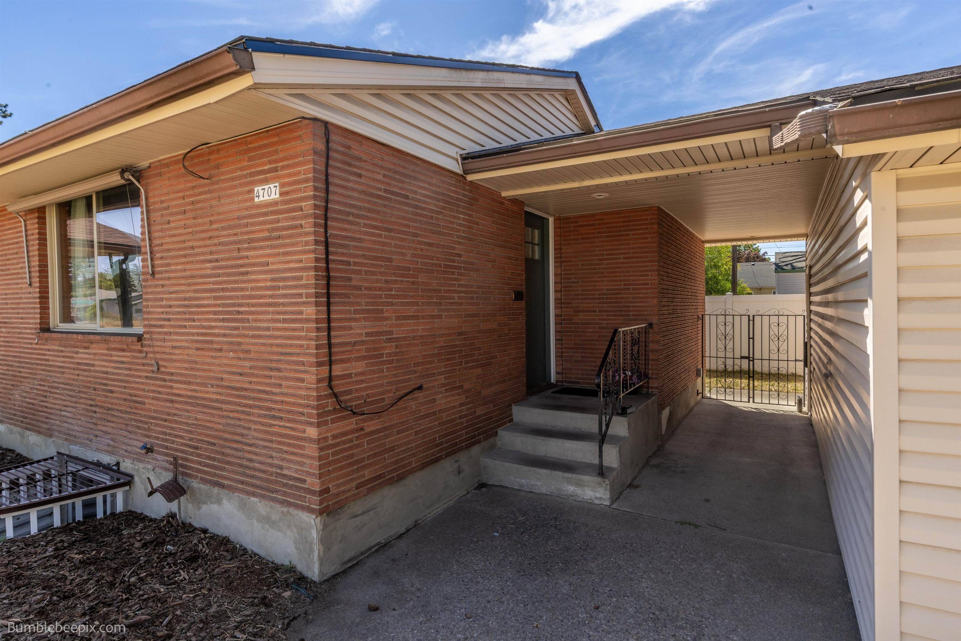 4703 N Stevens St, Spokane, WA 99205