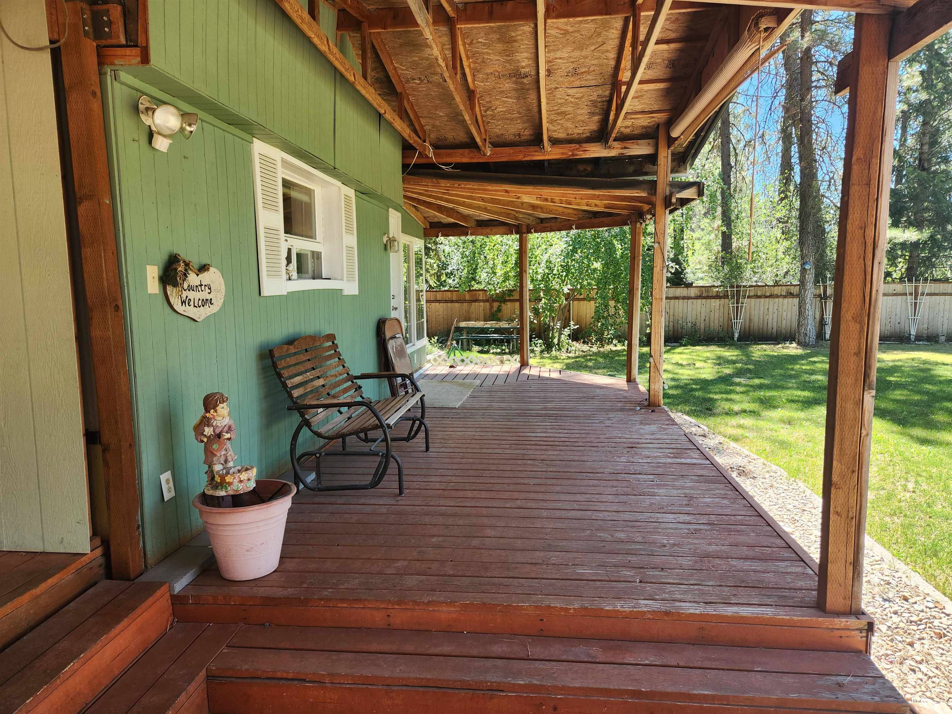 3252 Circle Dr, Valley, WA 99181