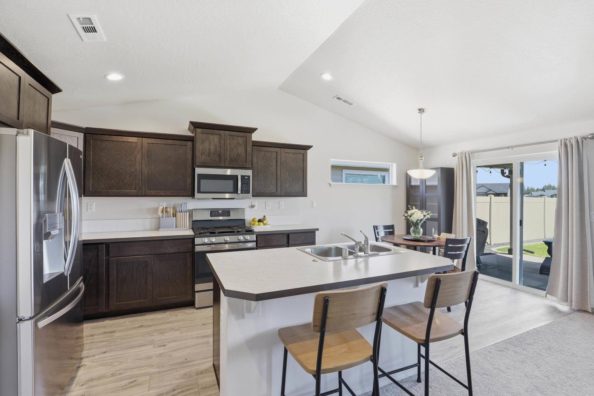 5815 S Dowdy Rd, Spokane, WA 99224