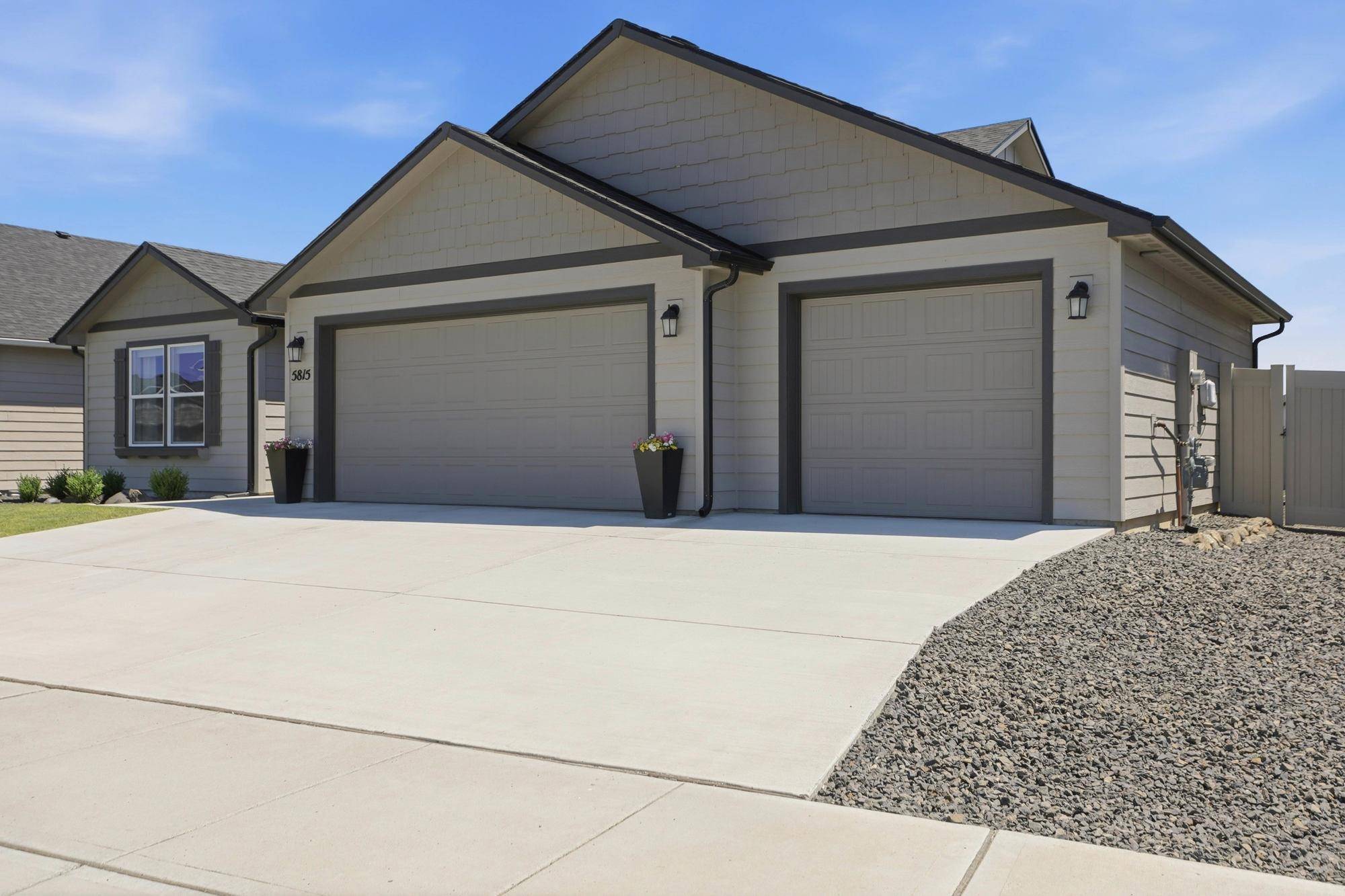 5815 S Dowdy Rd, Spokane, WA 99224