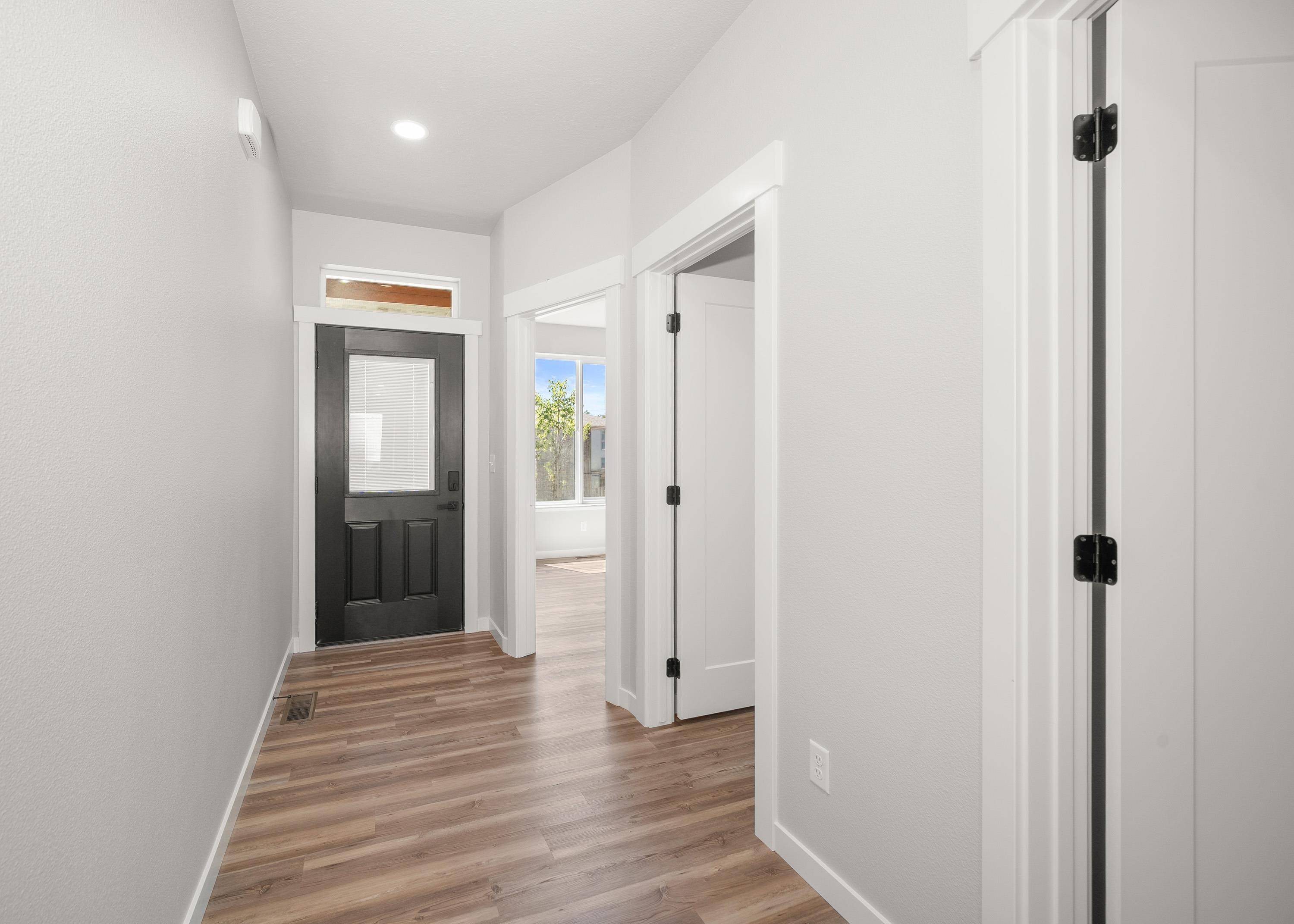 2011 E Longfellow Ave, Spokane, WA 99207