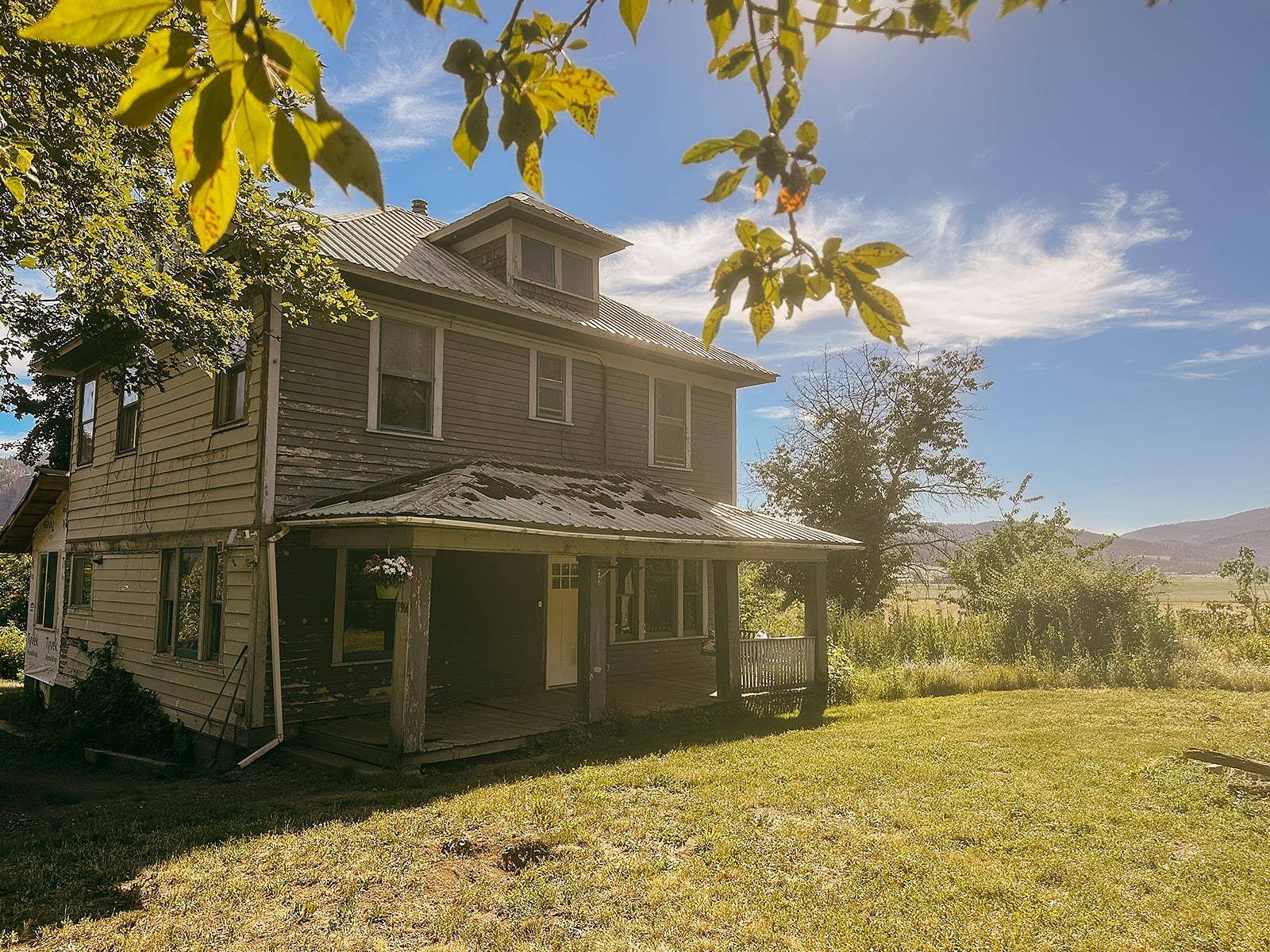 1966 S 395 Hwy, Chewelah, WA 99109