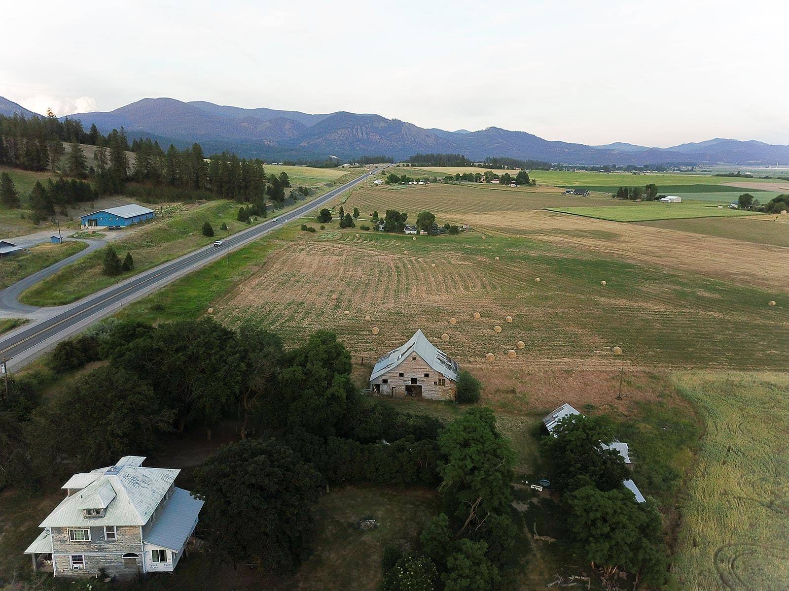 1966 S 395 Hwy, Chewelah, WA 99109