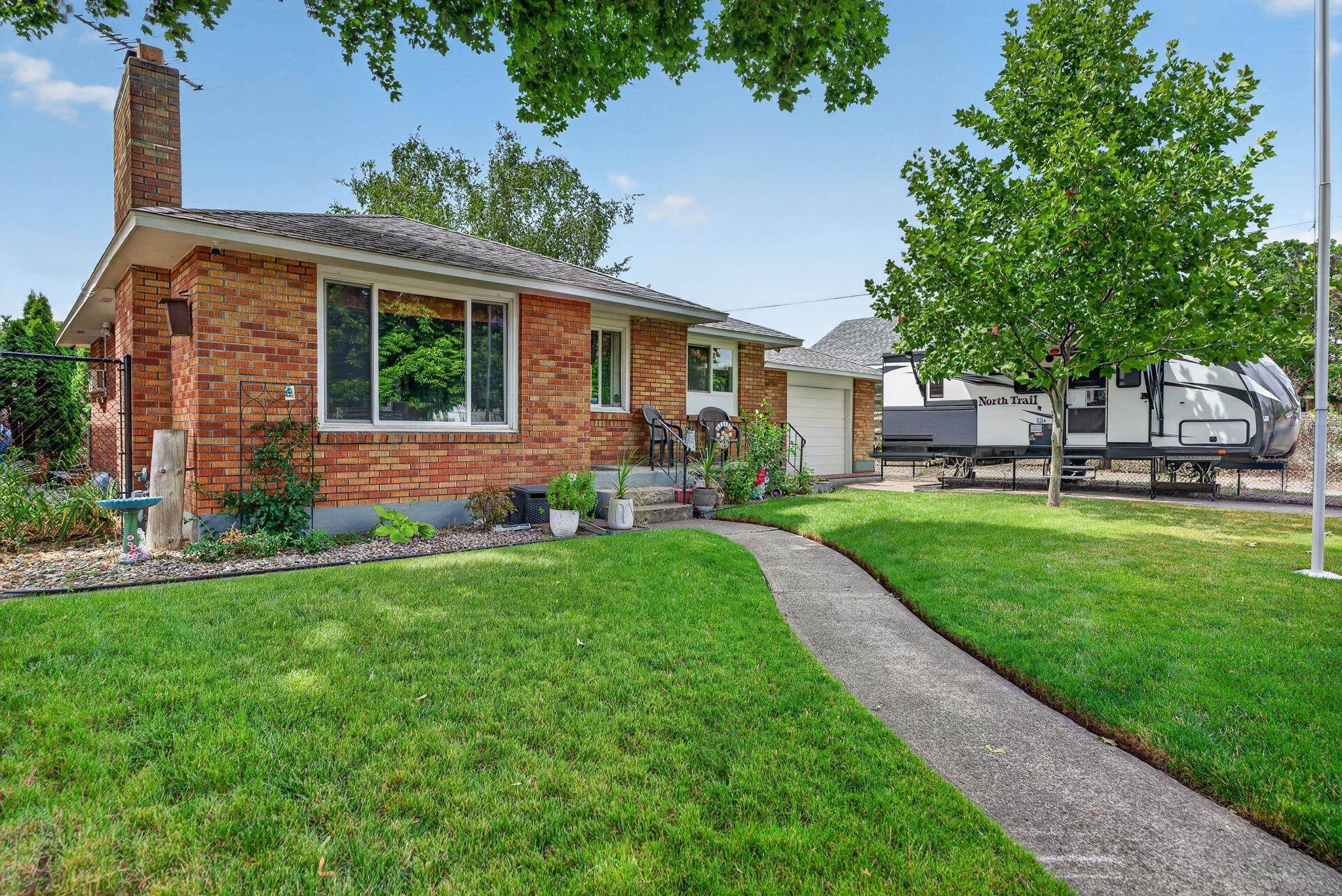 2309 N Wall St, Spokane, WA 99205