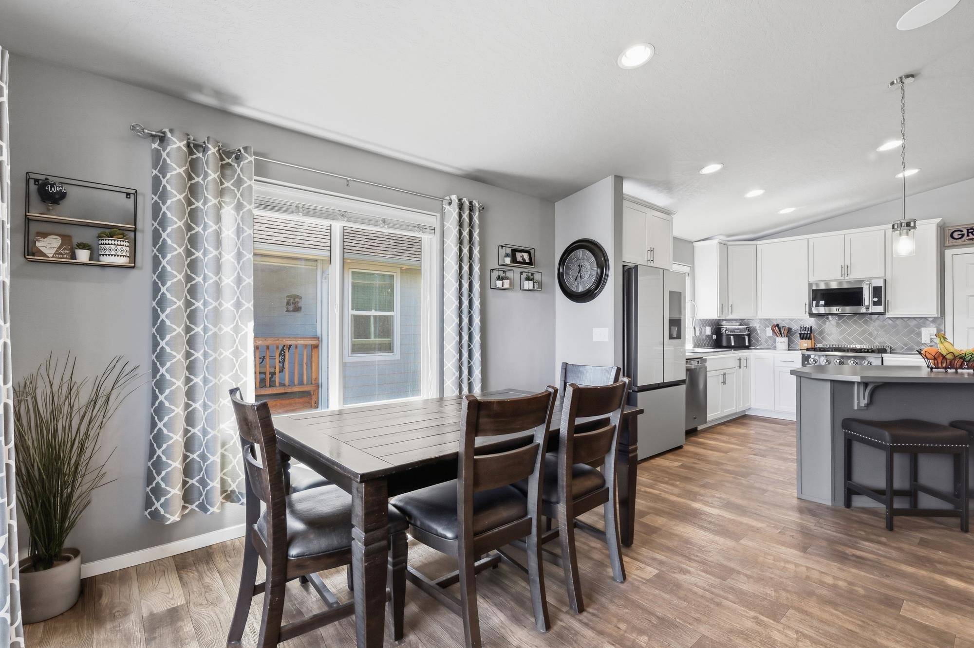 17217 E 17th Ave, Greenacres, WA 99016