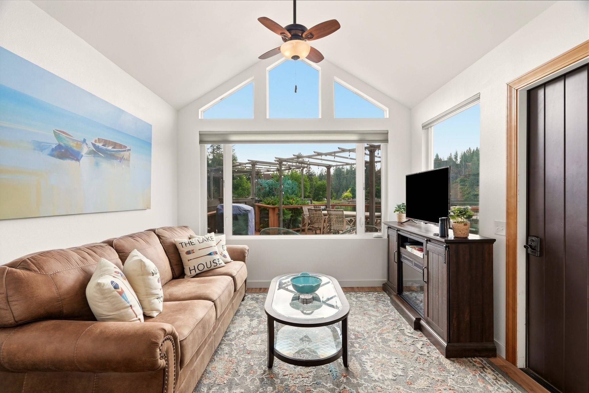 18617 W Williams Lake Rd #9, Cheney, WA 99004