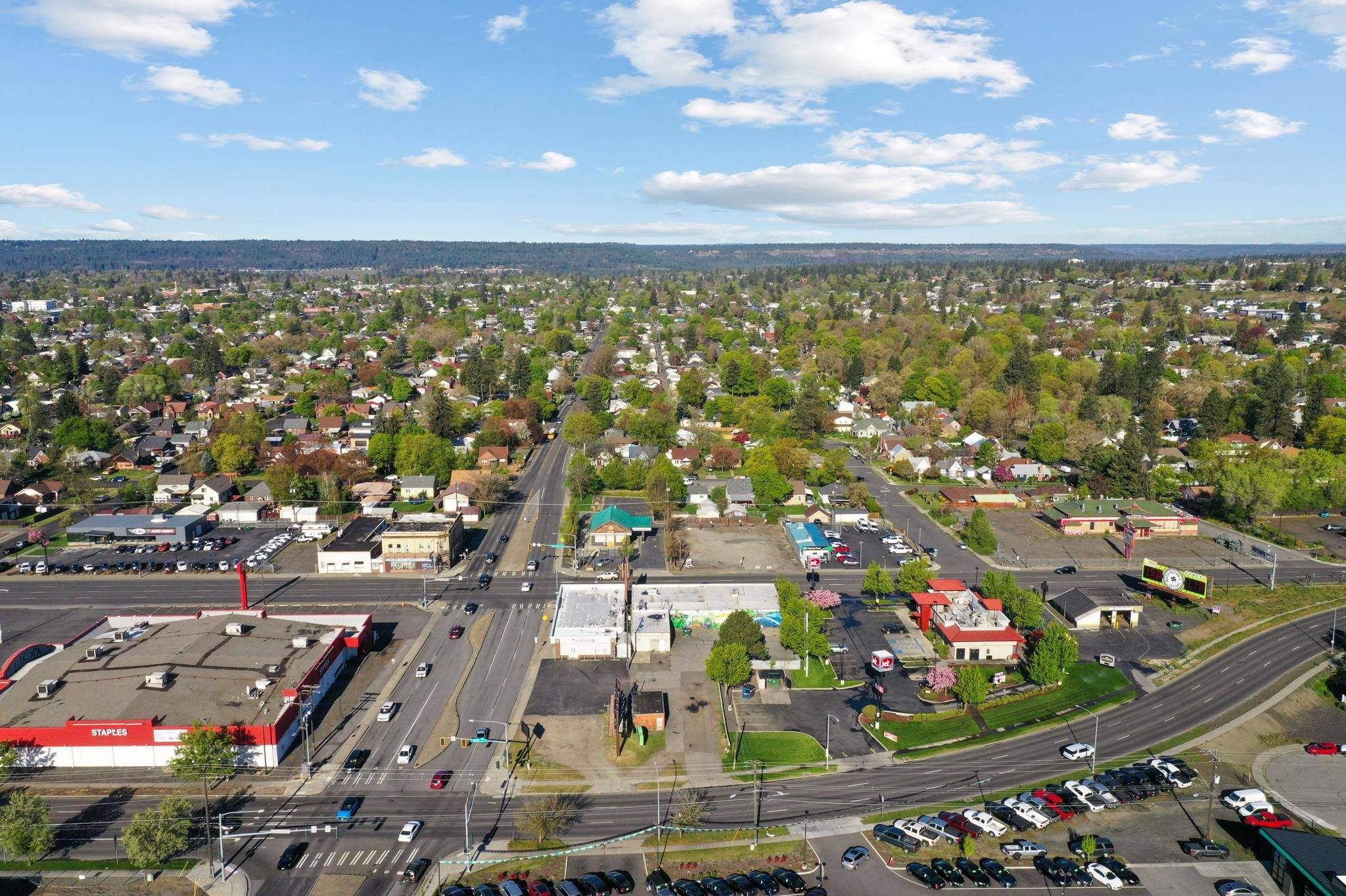 2716 N Division St #2711 N Ruby St, Spokane, WA 99207