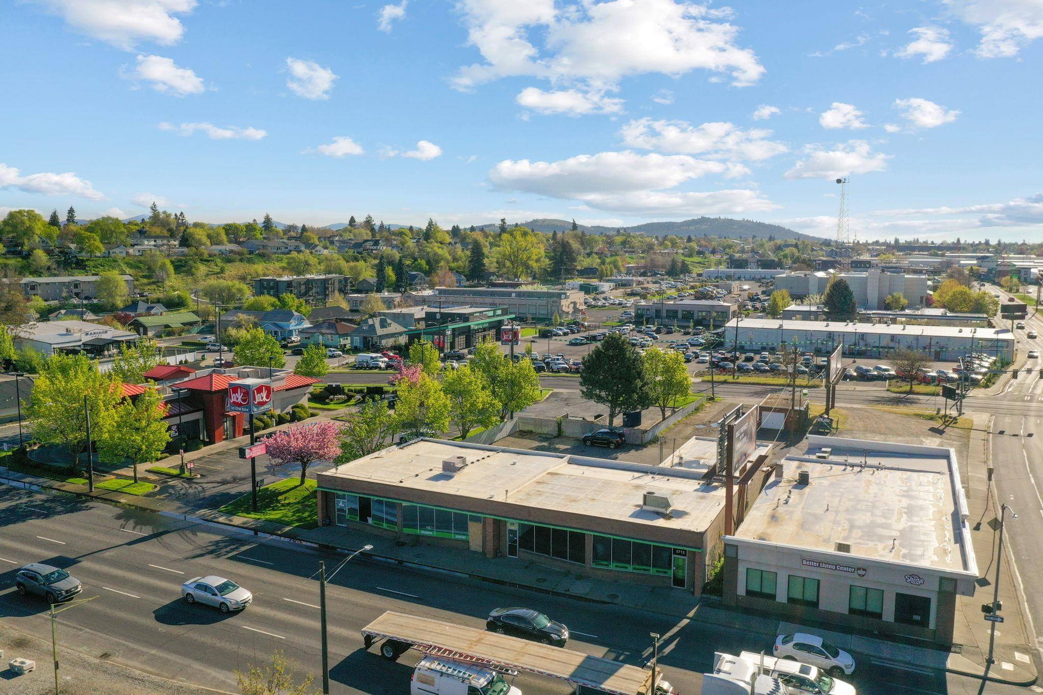 2716 N Division St #2711 N Ruby St, Spokane, WA 99207