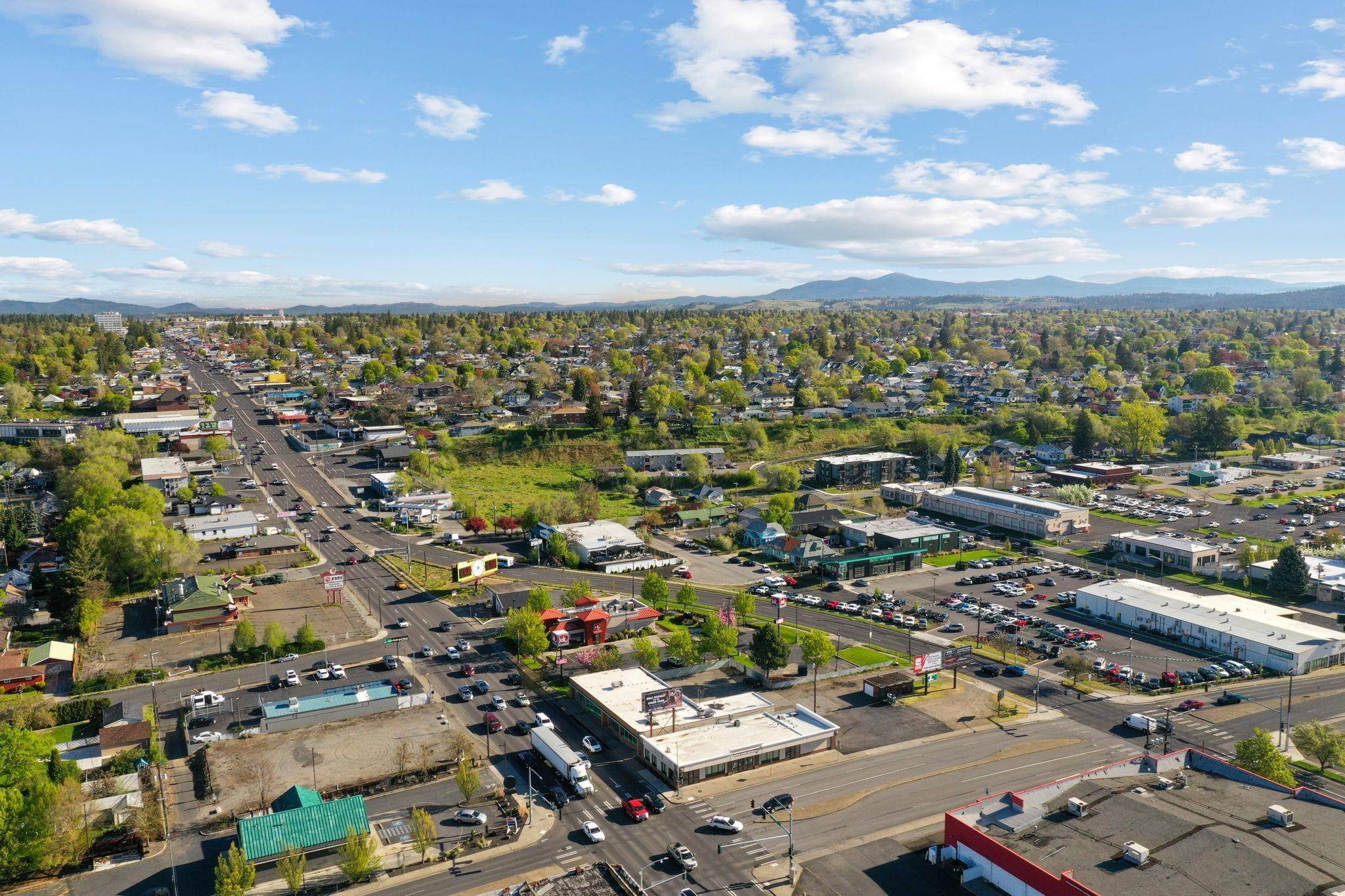 2716 N Division St #2711 N Ruby St, Spokane, WA 99207