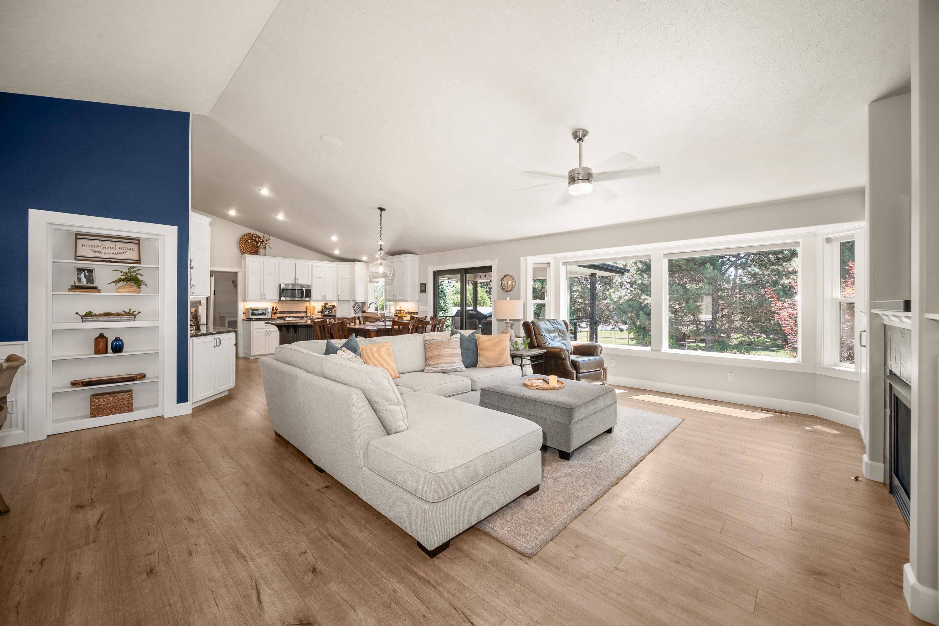 2405 W Stratton Ave, Spokane, WA 99208