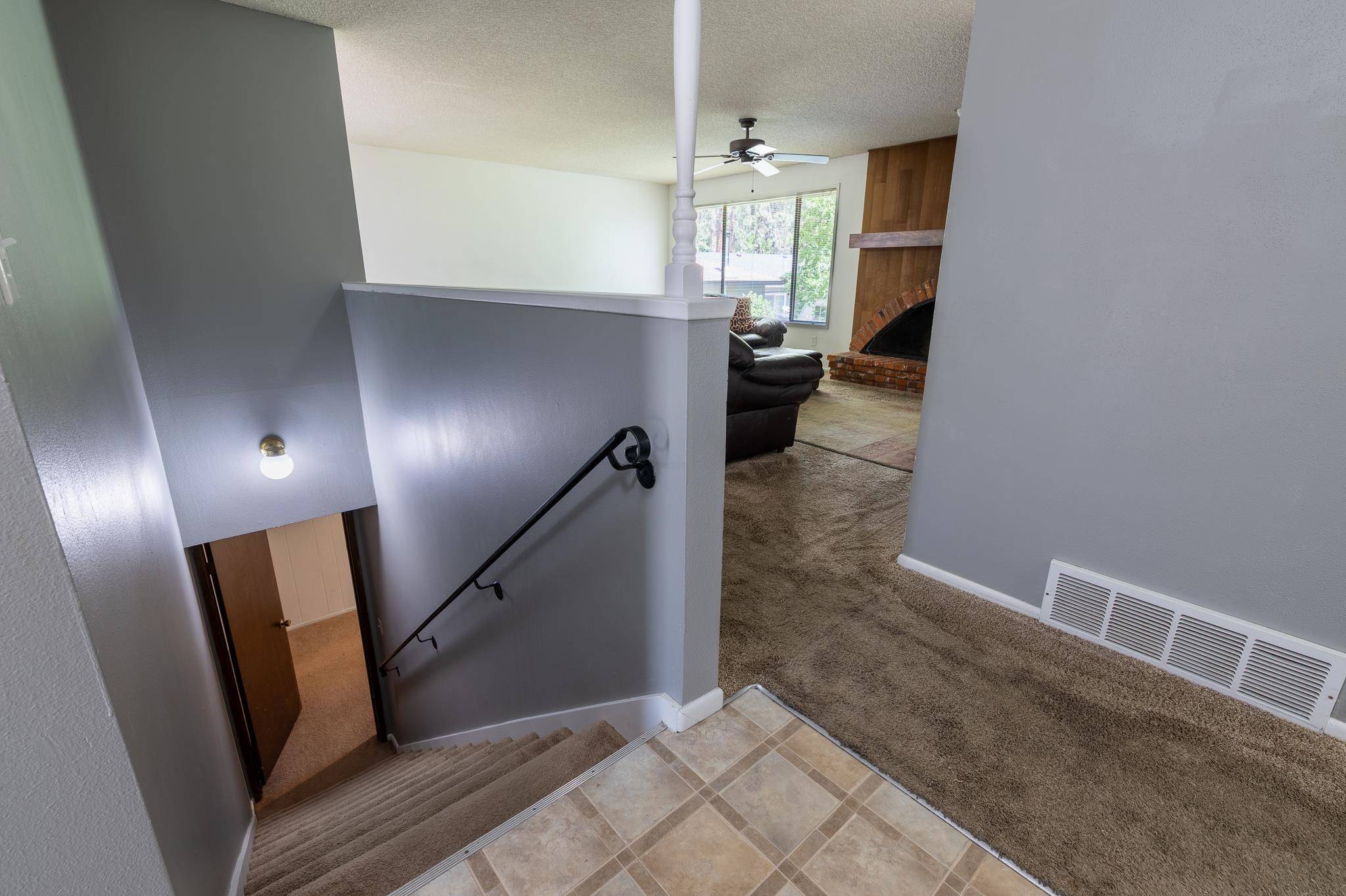 5211 W Myrtlewood Ct, Spokane, WA 99208