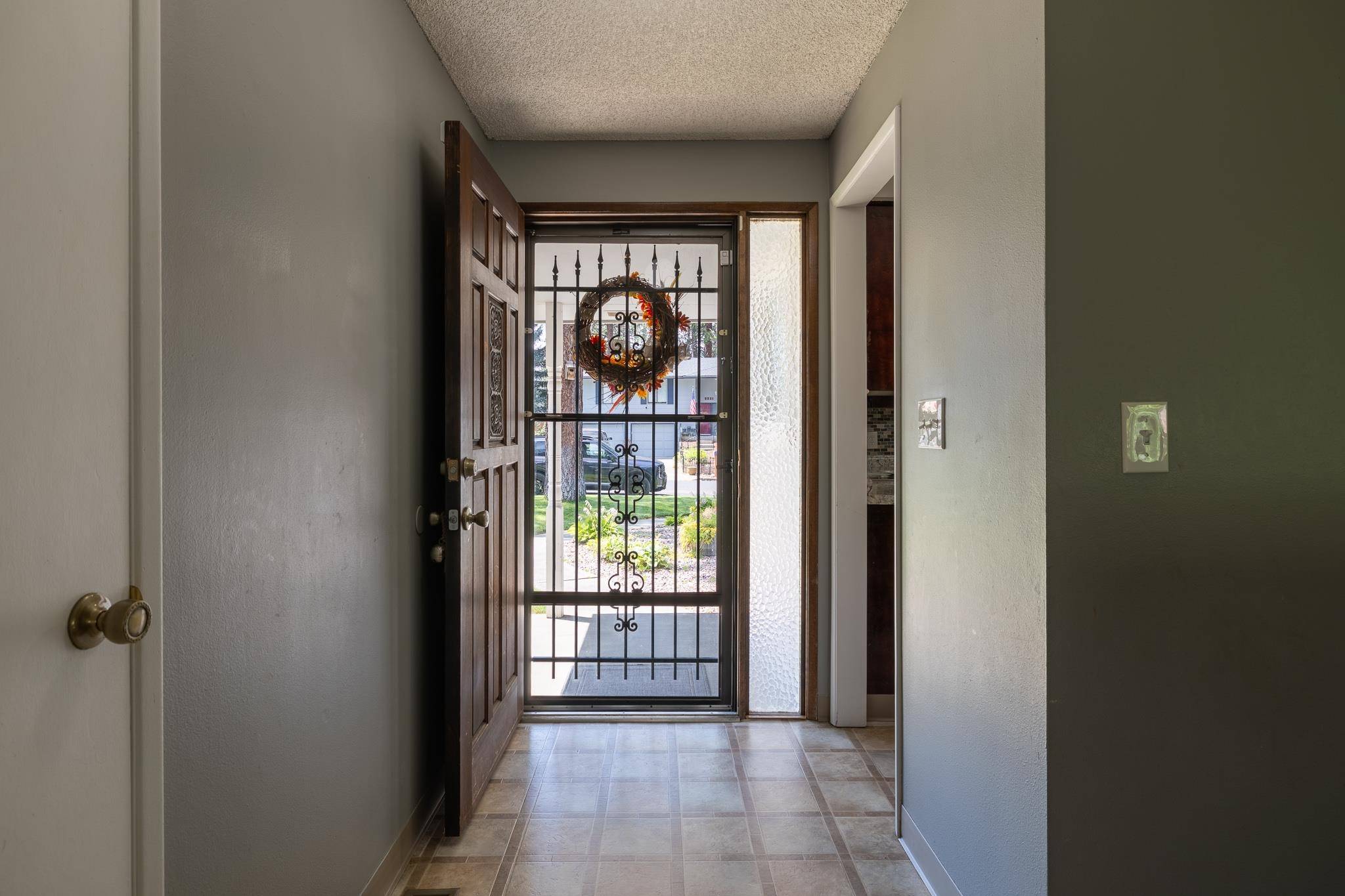 5211 W Myrtlewood Ct, Spokane, WA 99208
