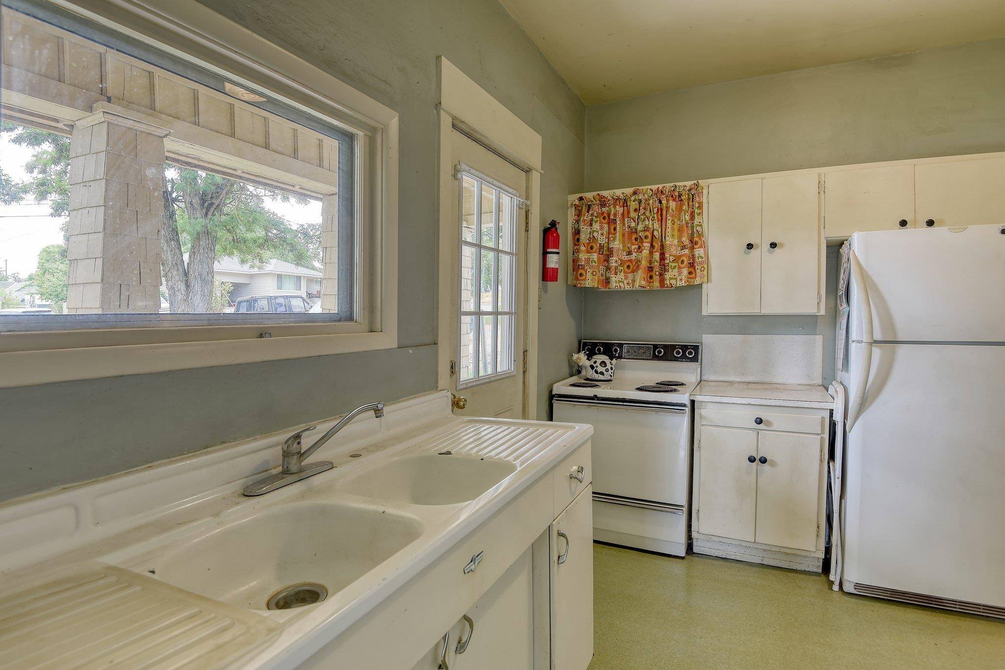 1008 2nd St, Cheney, WA 99004
