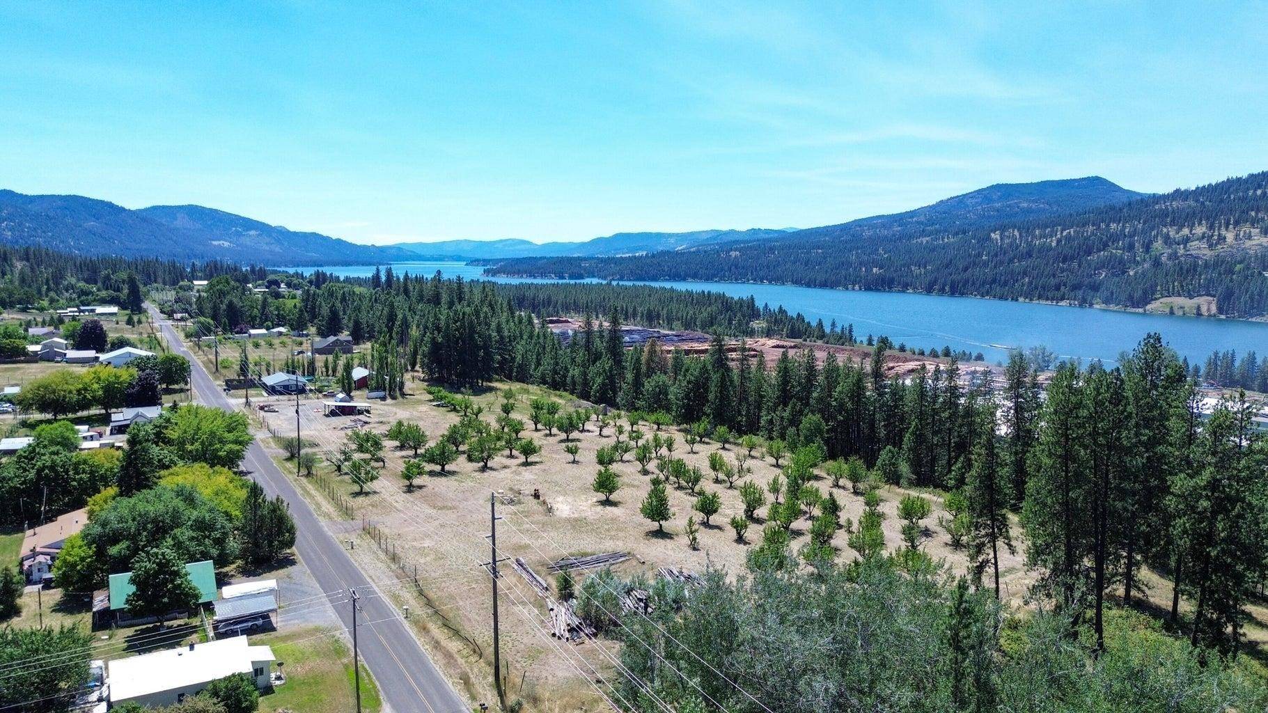 1248 Peachcrest Rd, Kettle Falls, WA 99141
