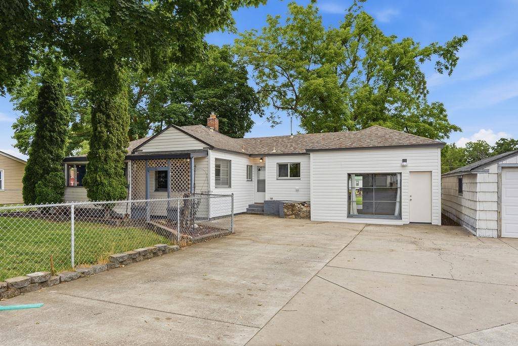 2015 N Vista Rd, Spokane, WA 99212