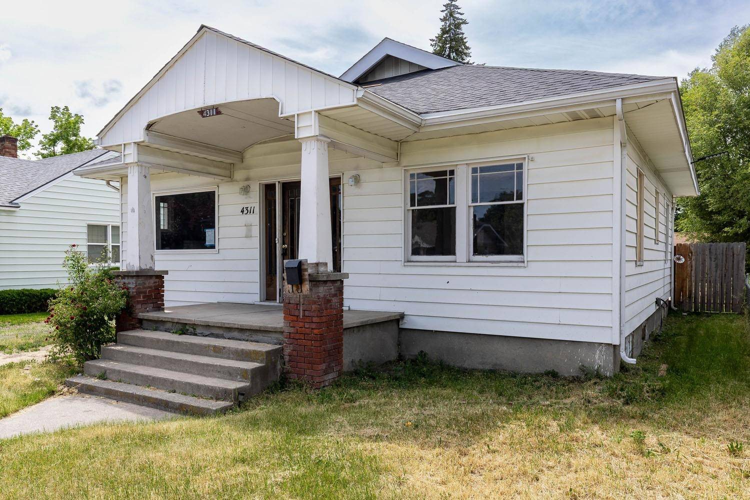 4311 N Lincoln St, Spokane, WA 99205