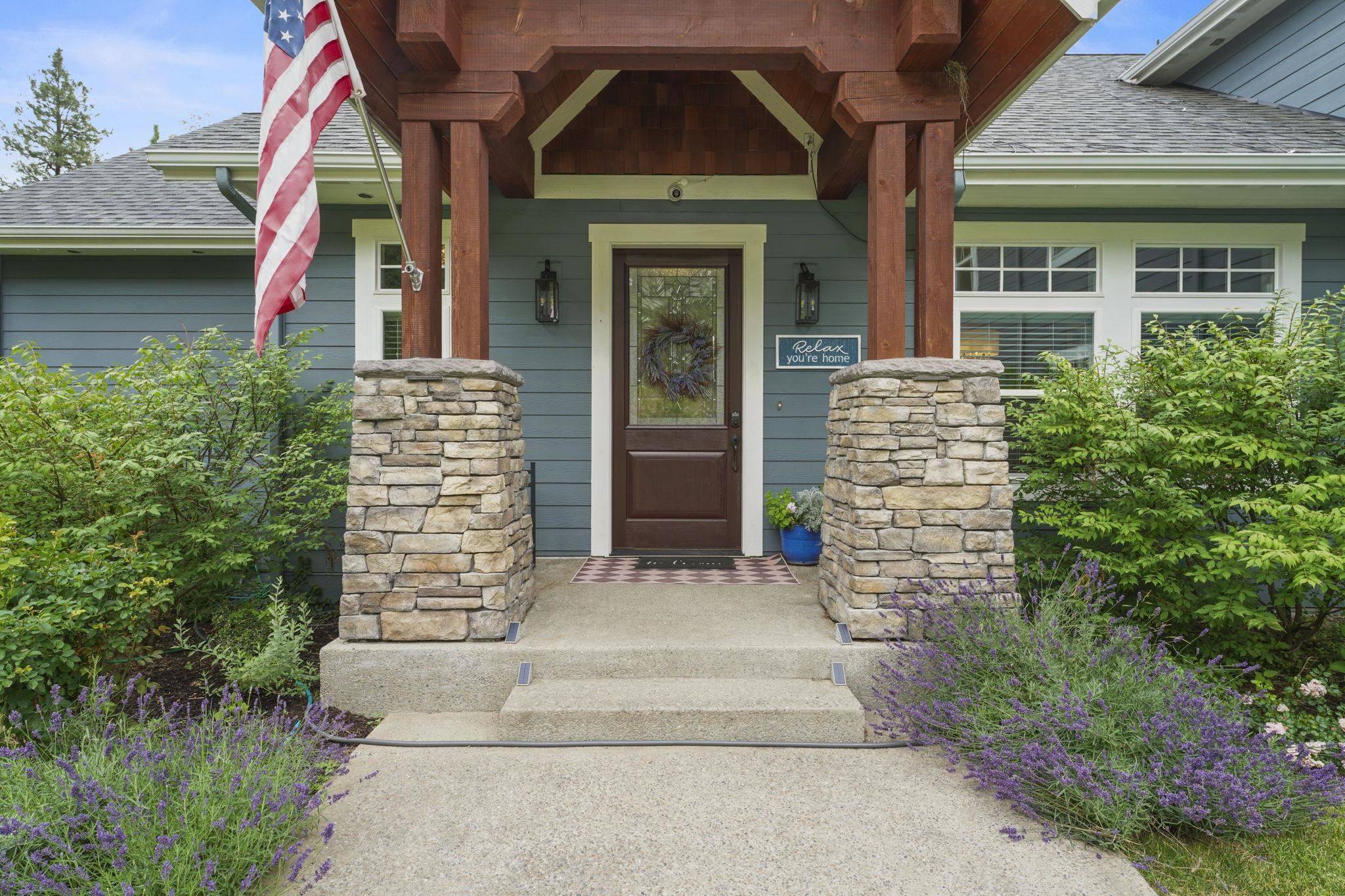 906 Ashenfelter Bay Rd, Newport, WA 99156
