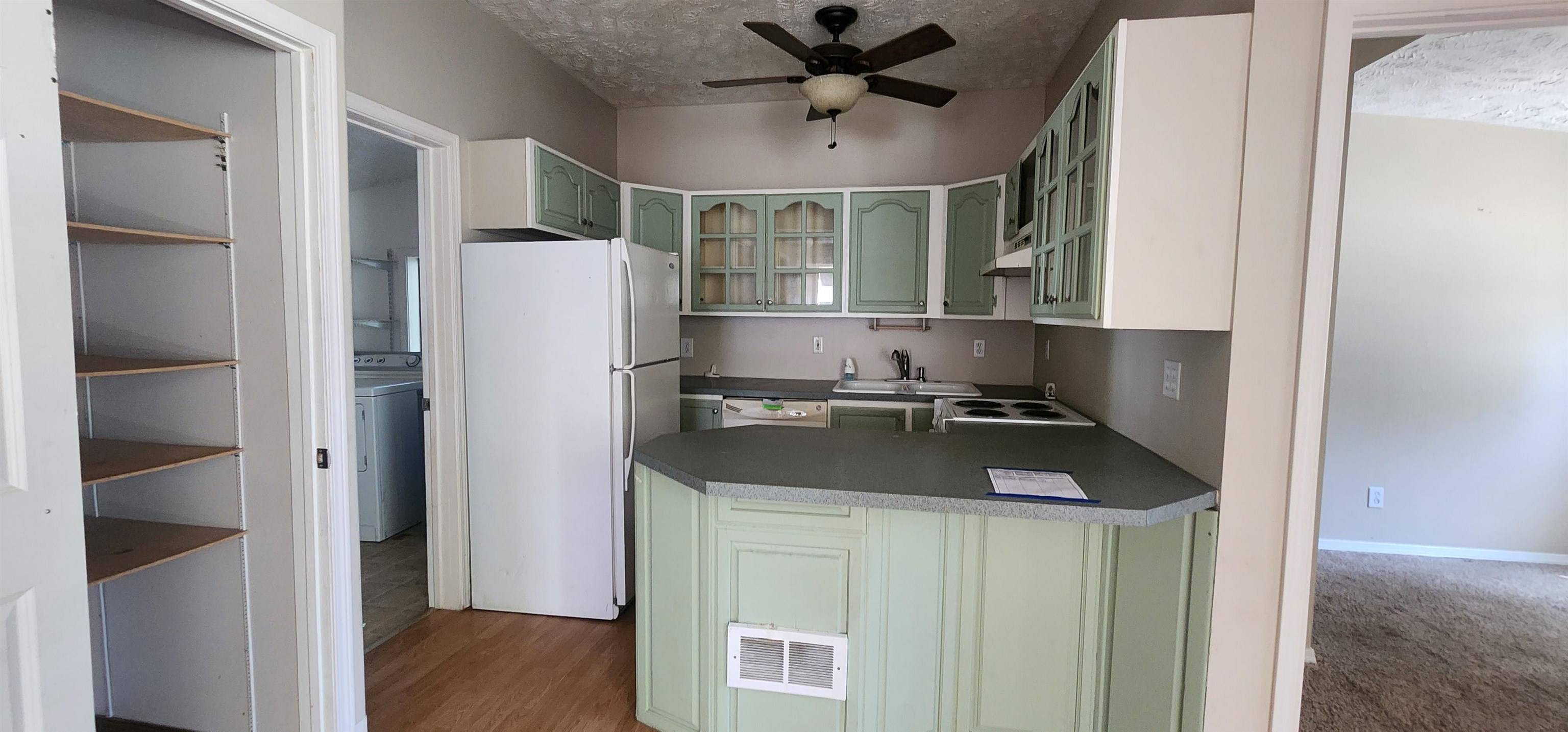 806 S Greene St, Spokane, WA 99202