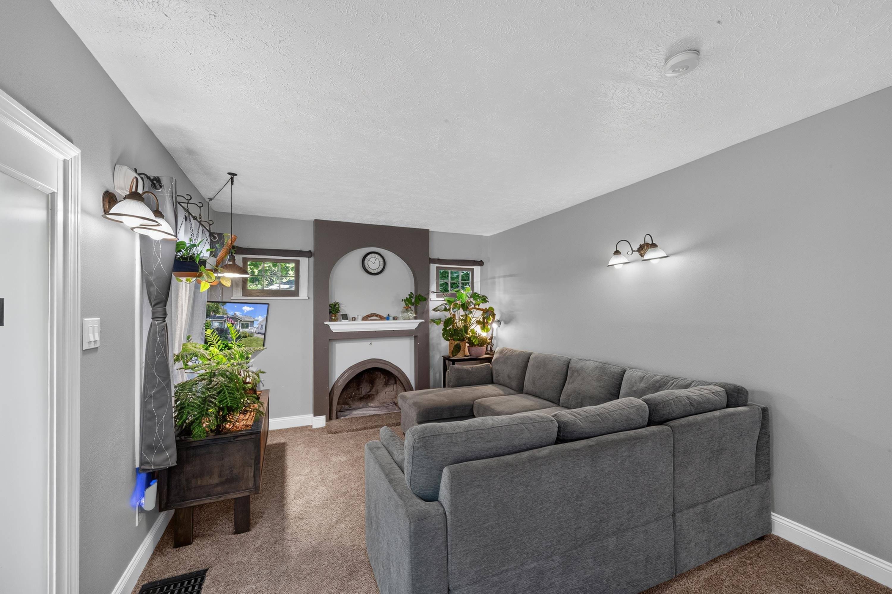 2507 E Mission Ave, Spokane, WA 99202