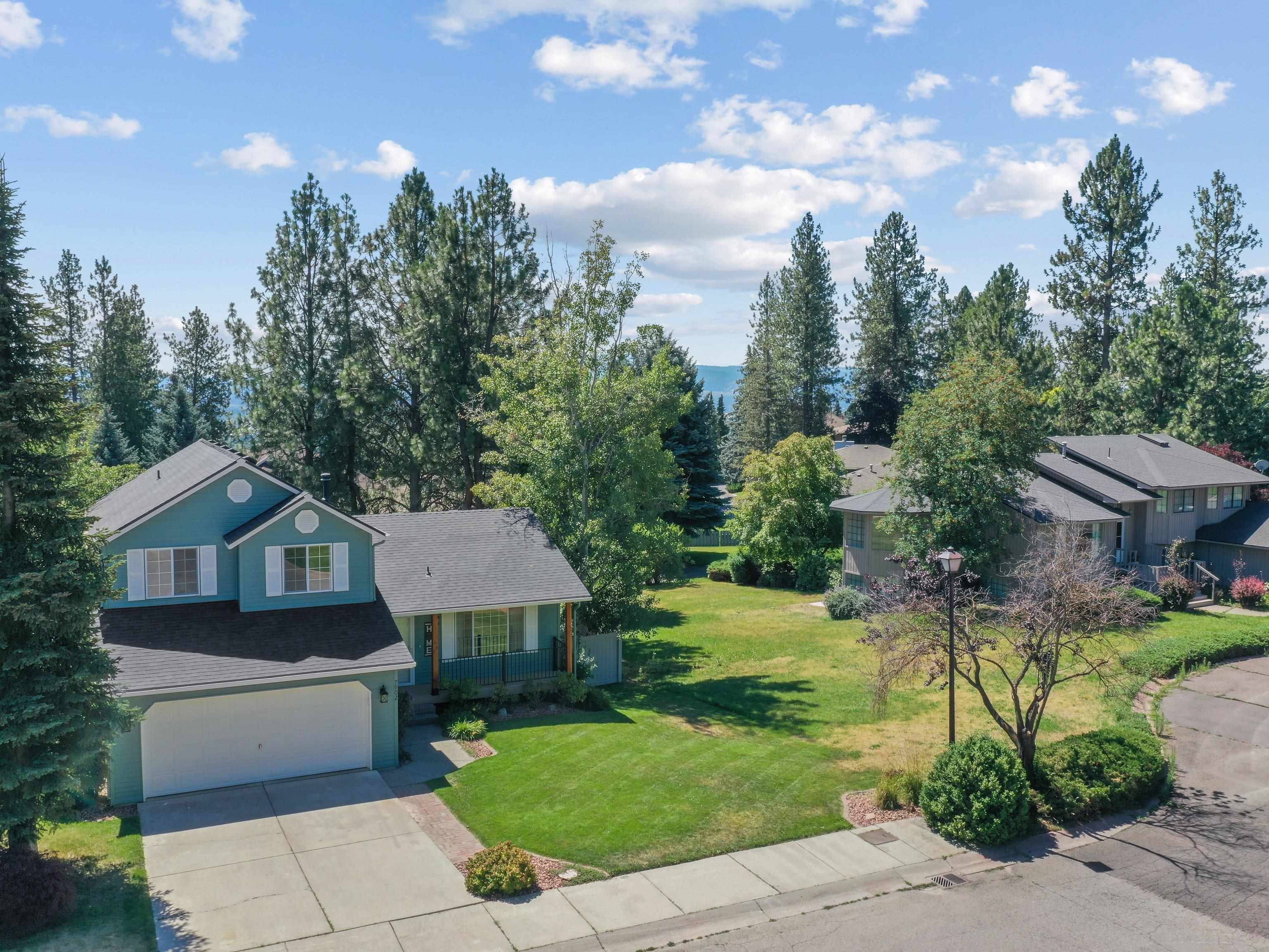 7902 E Woodland Park Dr, Spokane, WA 99212