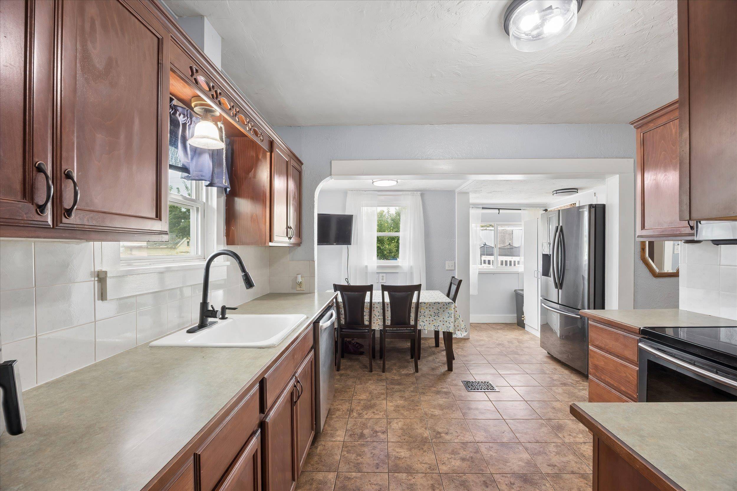 1928 W Sharp Ave, Spokane, WA 99201