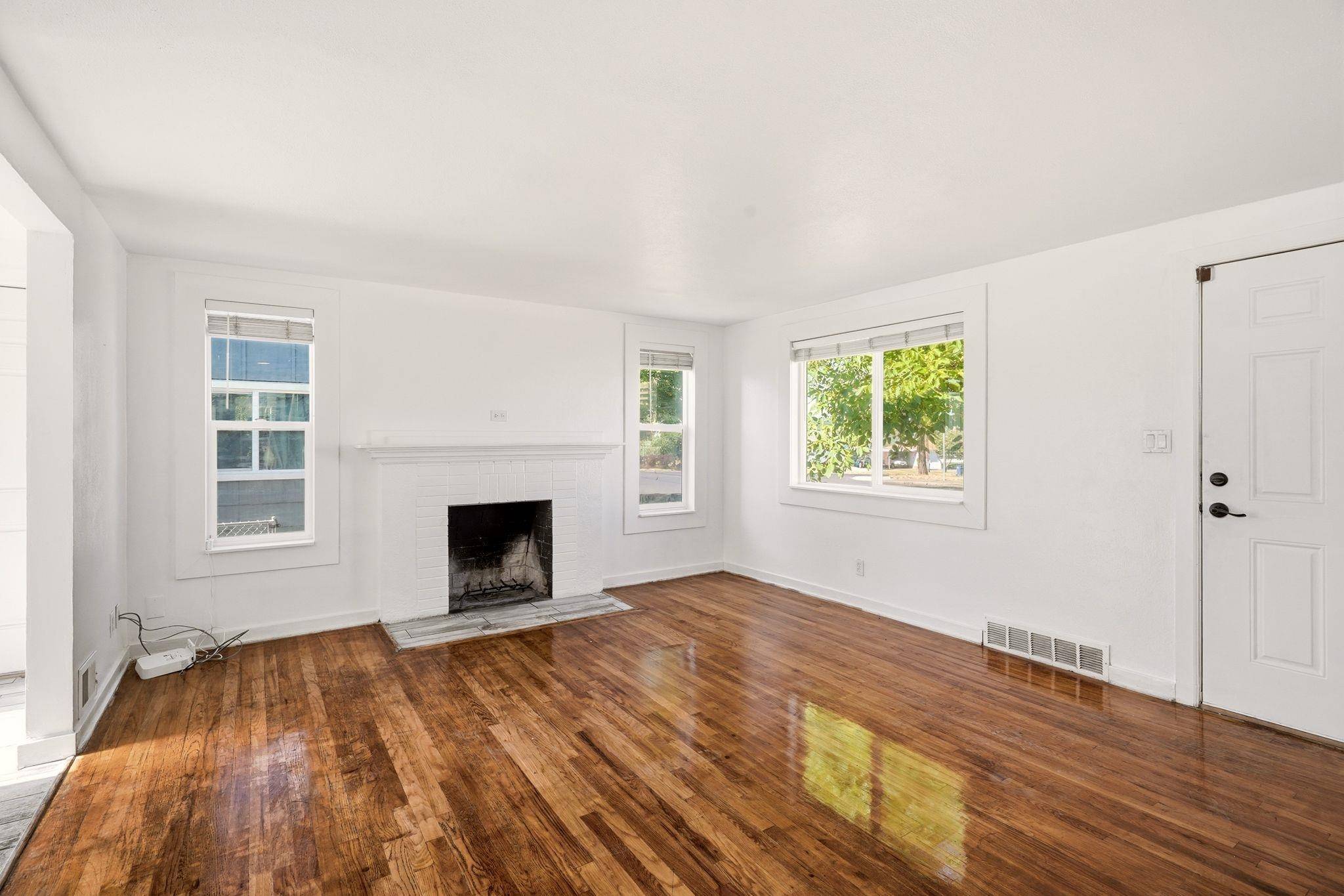 4518 N Assembly St, Spokane, WA 99205