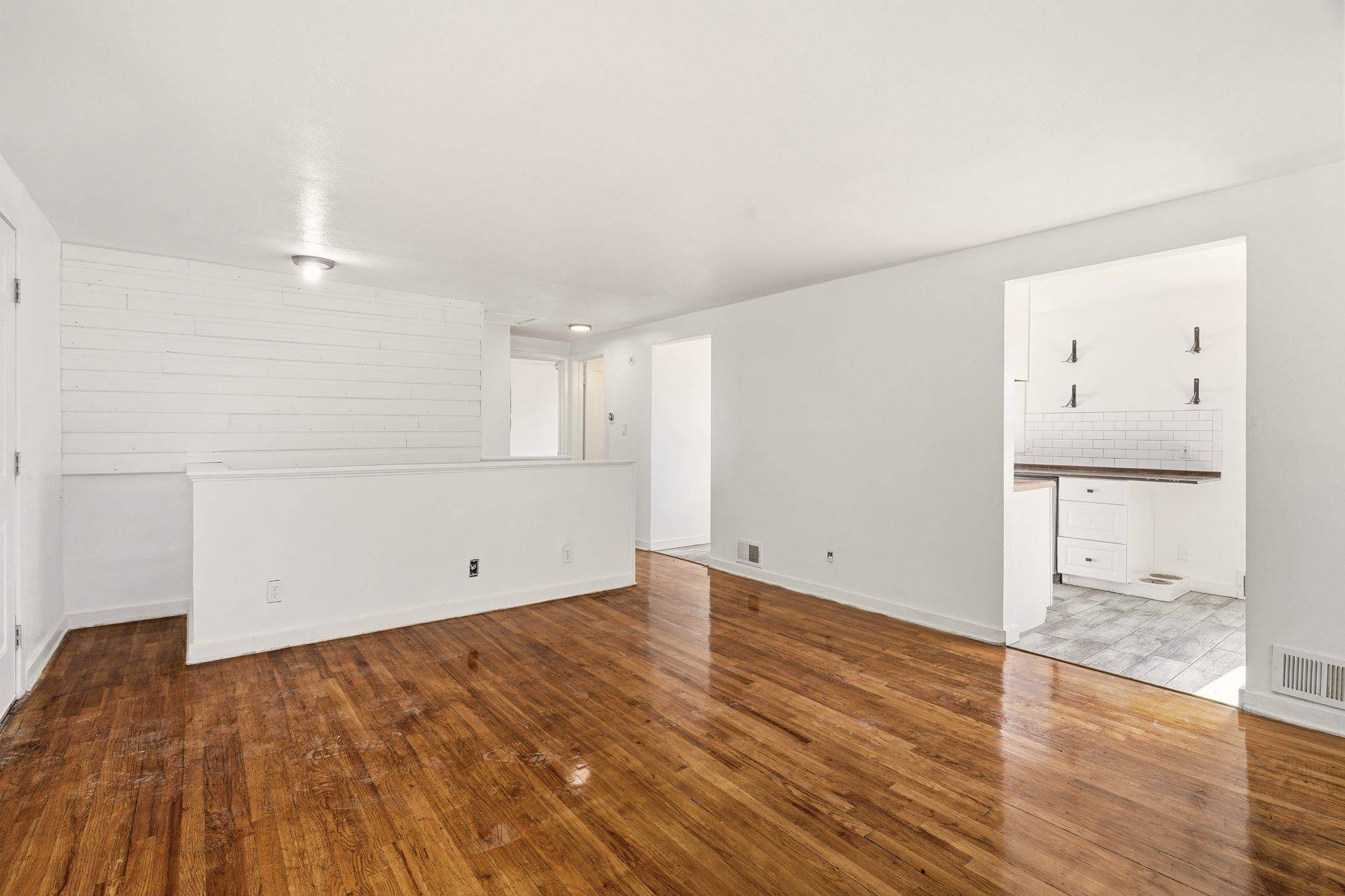 4518 N Assembly St, Spokane, WA 99205