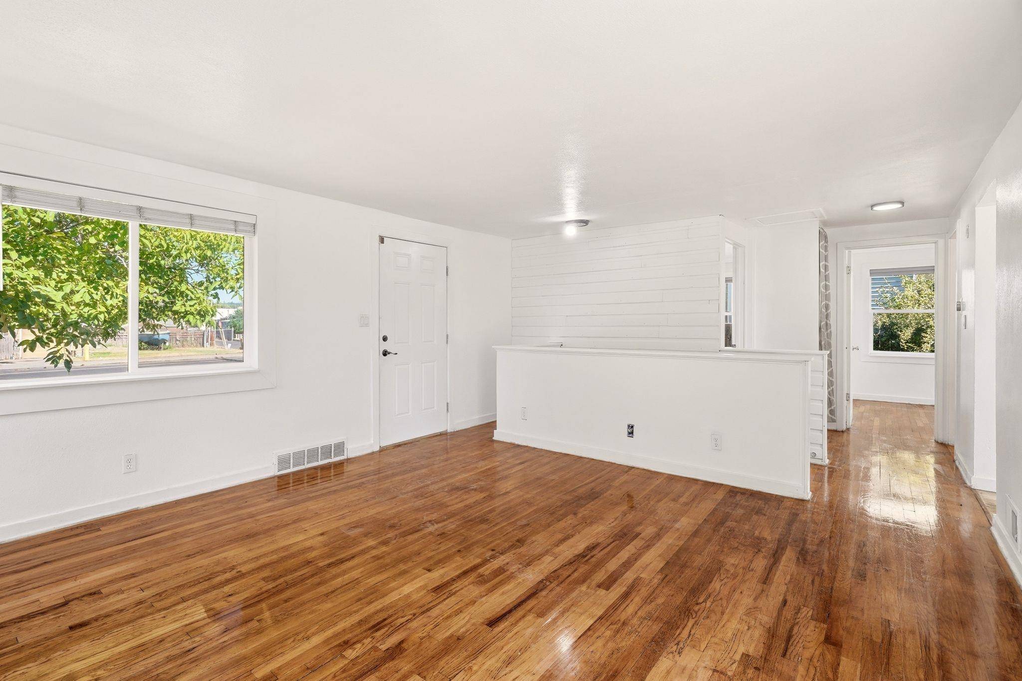 4518 N Assembly St, Spokane, WA 99205