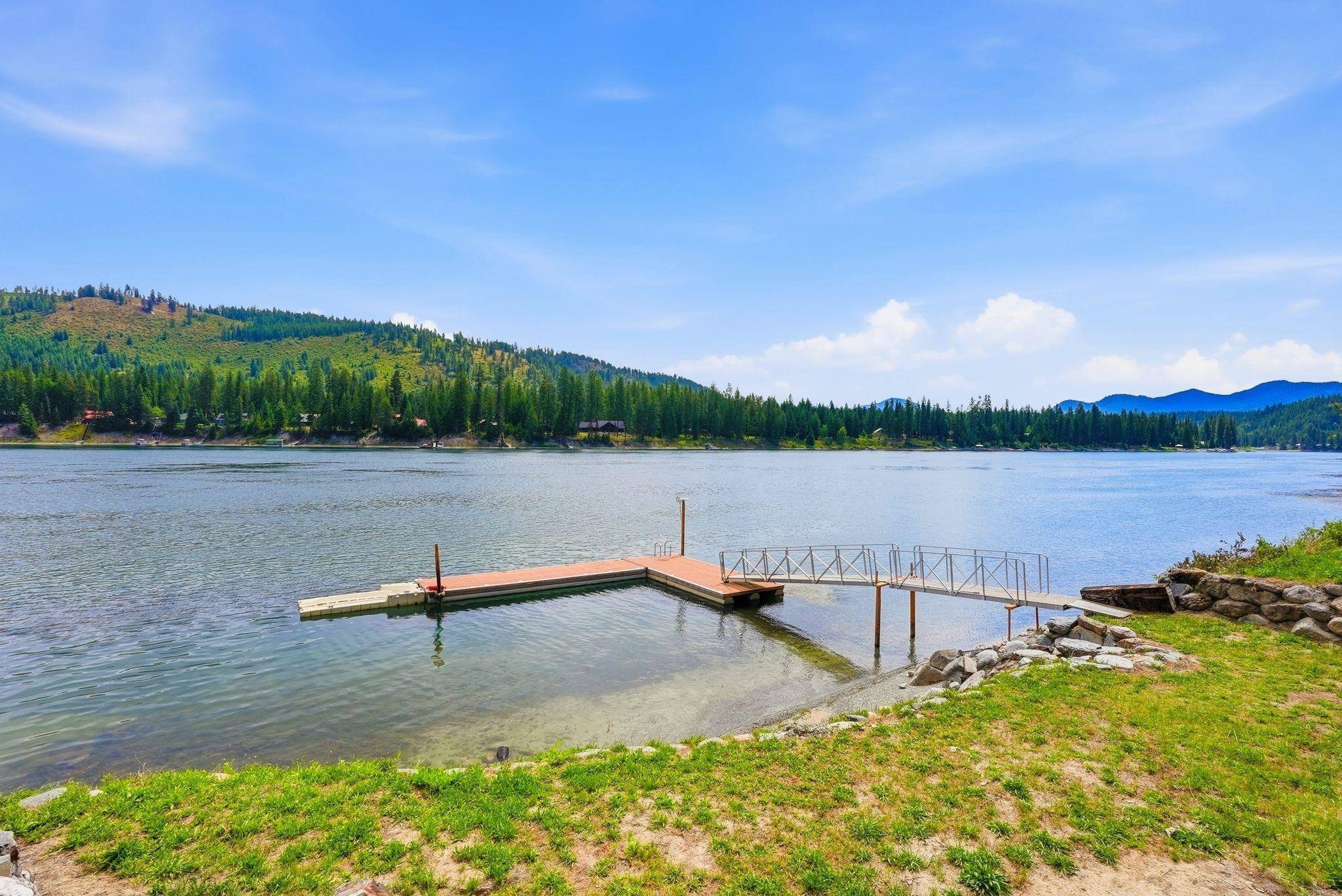 161 Alaska Ln S, Cusick, WA 99119