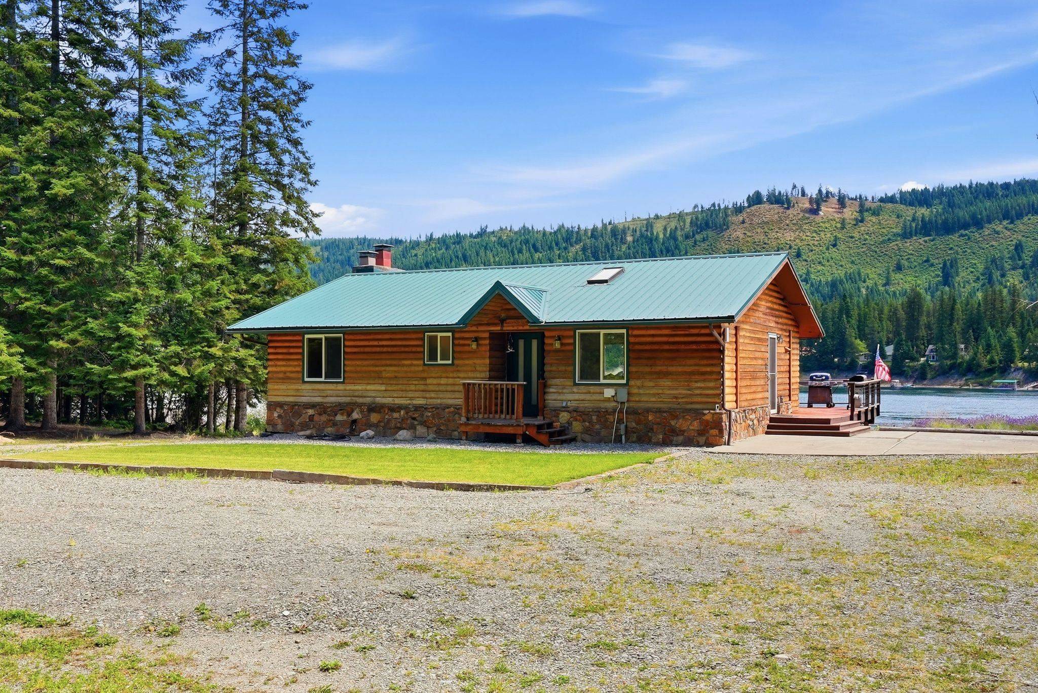 161 Alaska Ln S, Cusick, WA 99119