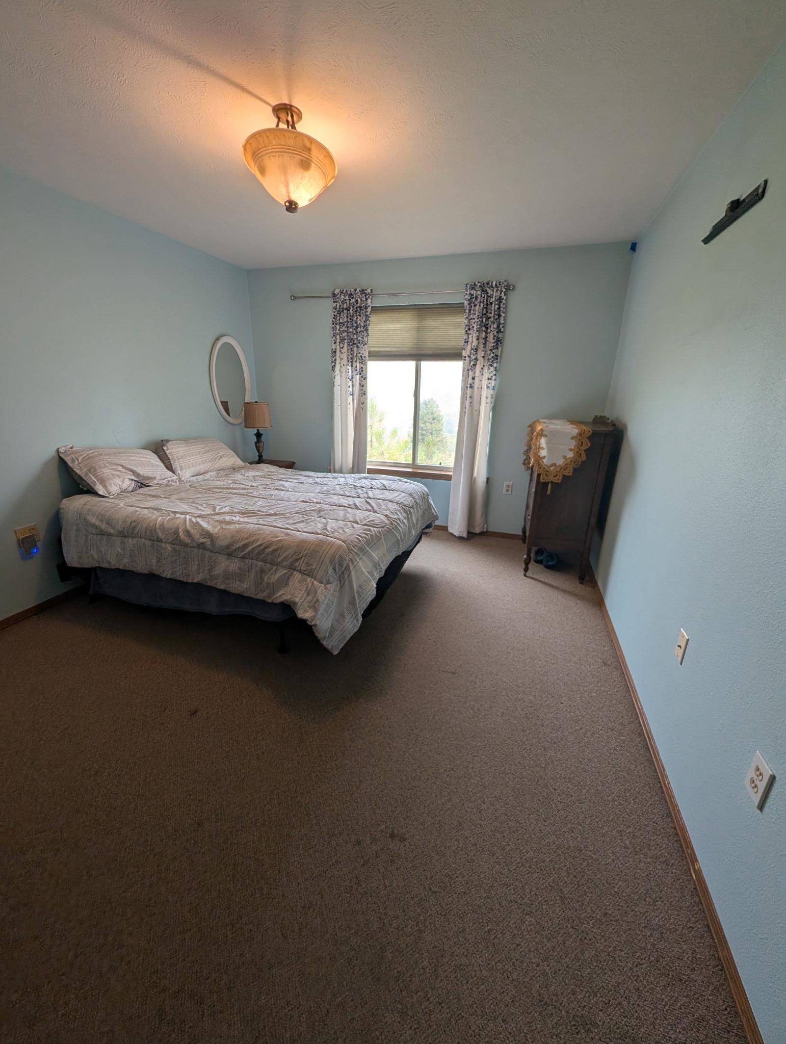 1012 W Winder Ln, Spokane, WA 99224