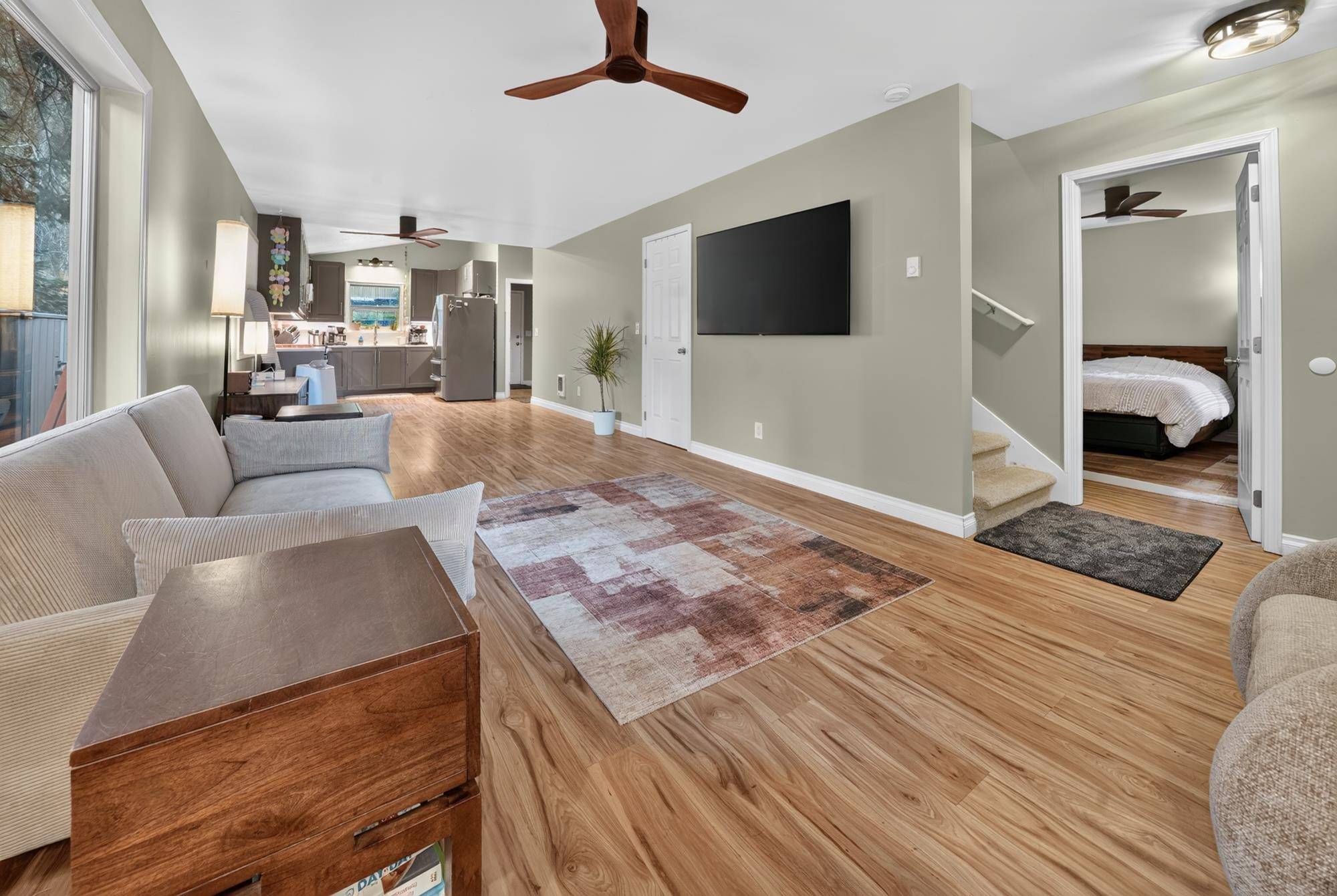 13906 N East Newman Lake Dr, Newman Lake, WA 99025