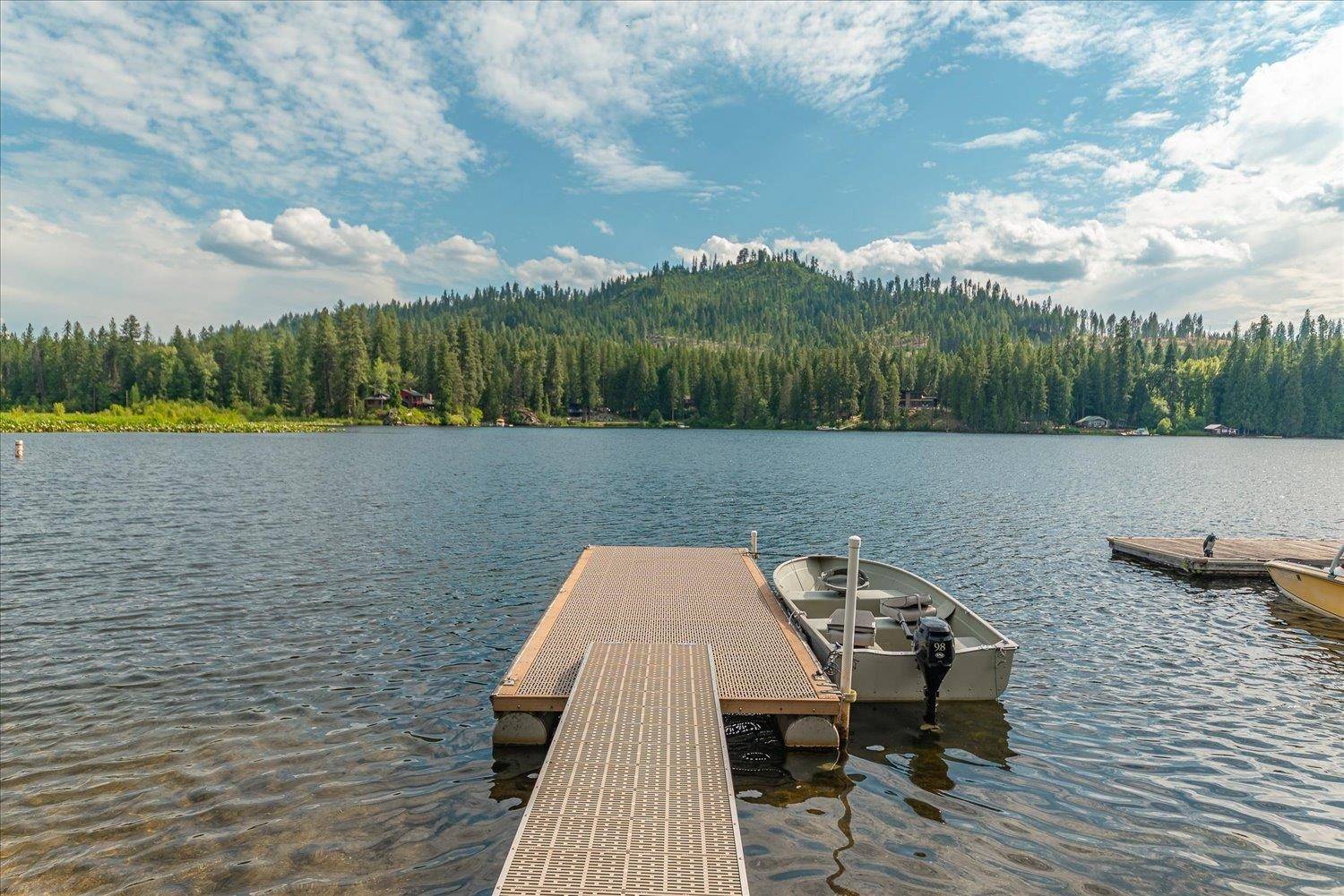 91 Viewpoint Rd, Newport, WA 99156
