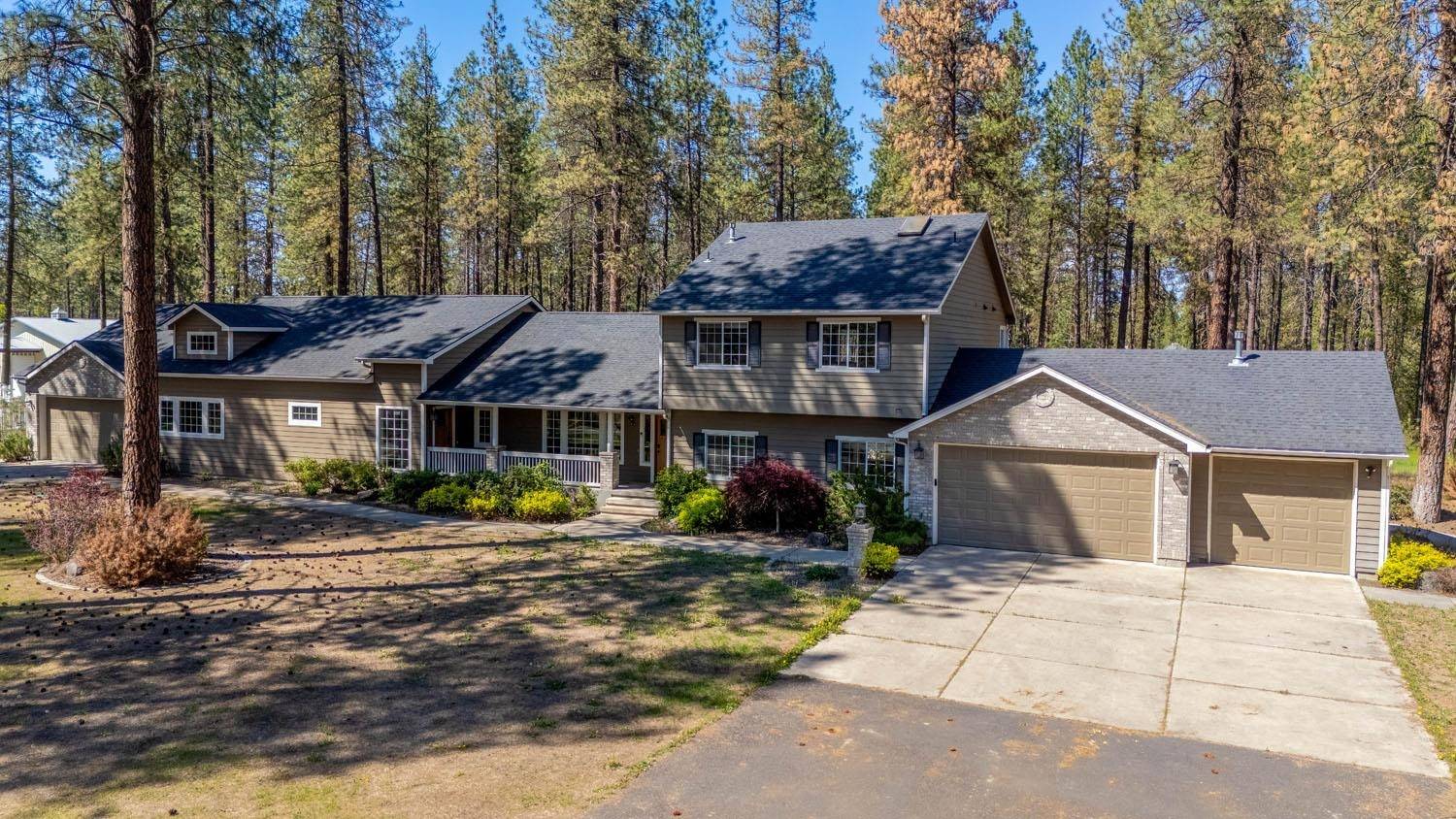 4911 E Greenbluff Rd, Colbert, WA 99005