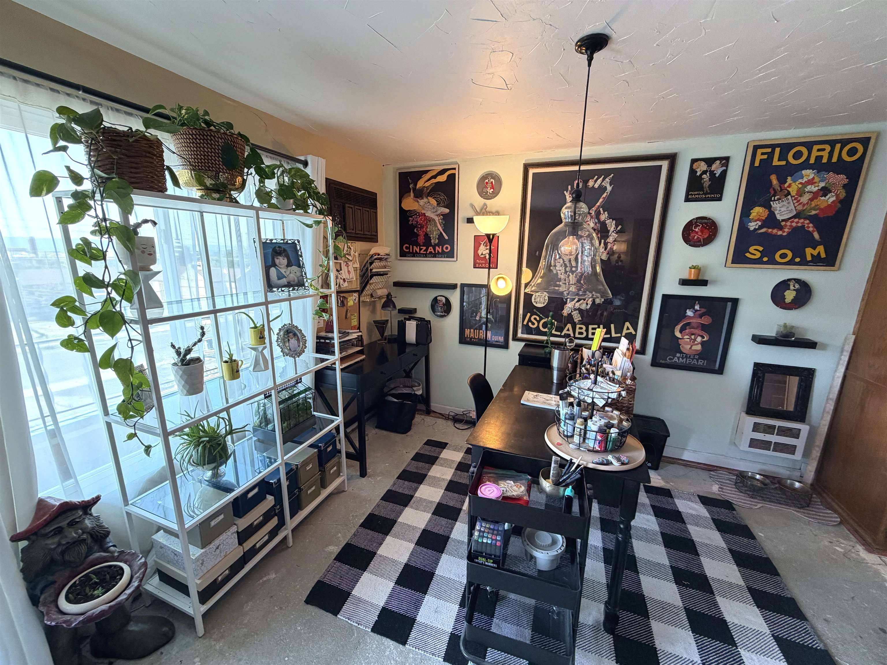 214 W 6TH Ave #102, Spokane, WA 99204