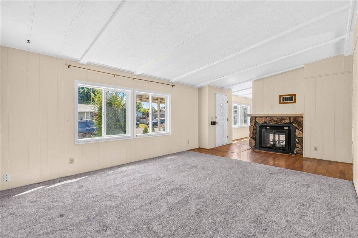 202 Marshall St, Davenport, WA 99122