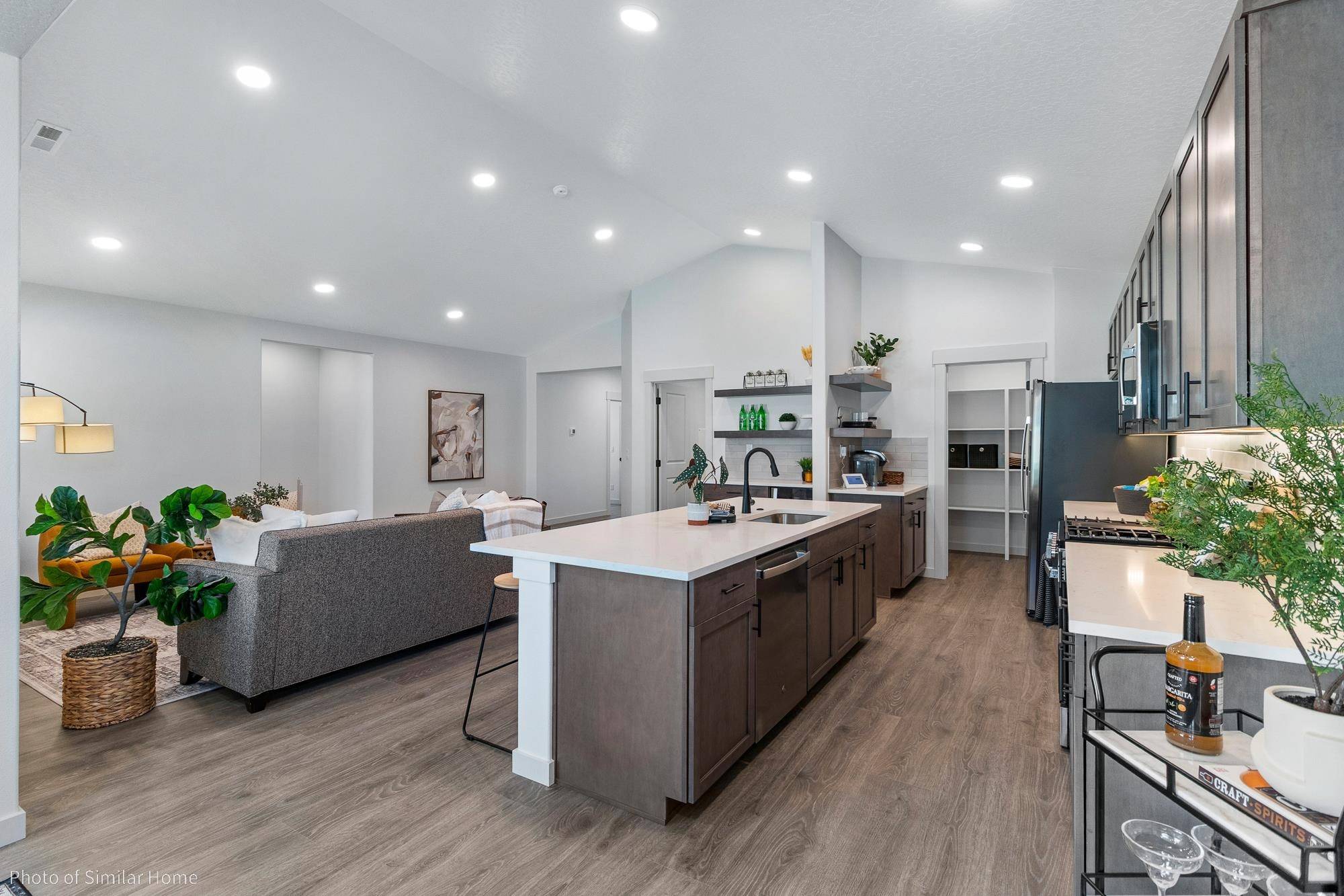 1568 W 67th Ave, Spokane, WA 99224