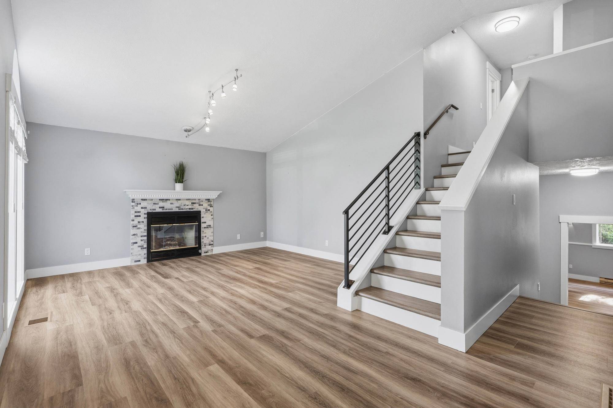 617 S F St, Spokane, WA 99224