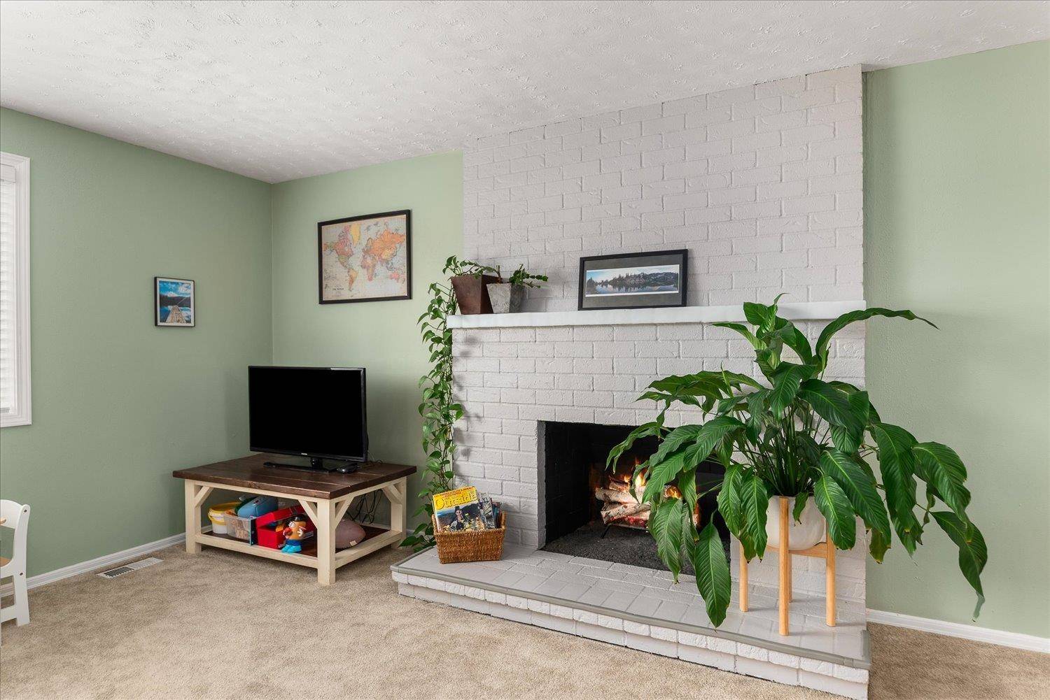 2823 S Bates Rd, Spokane Valley, WA 99206