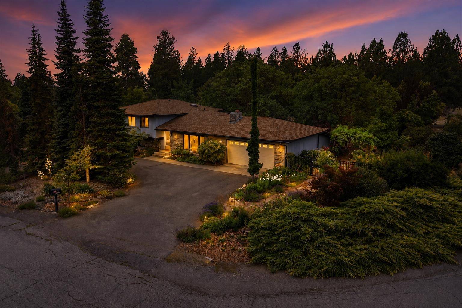 6510 S South Meadows Rd, Spokane, WA 99223