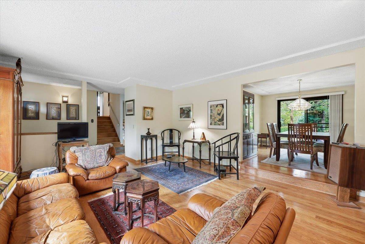 6510 S South Meadows Rd, Spokane, WA 99223