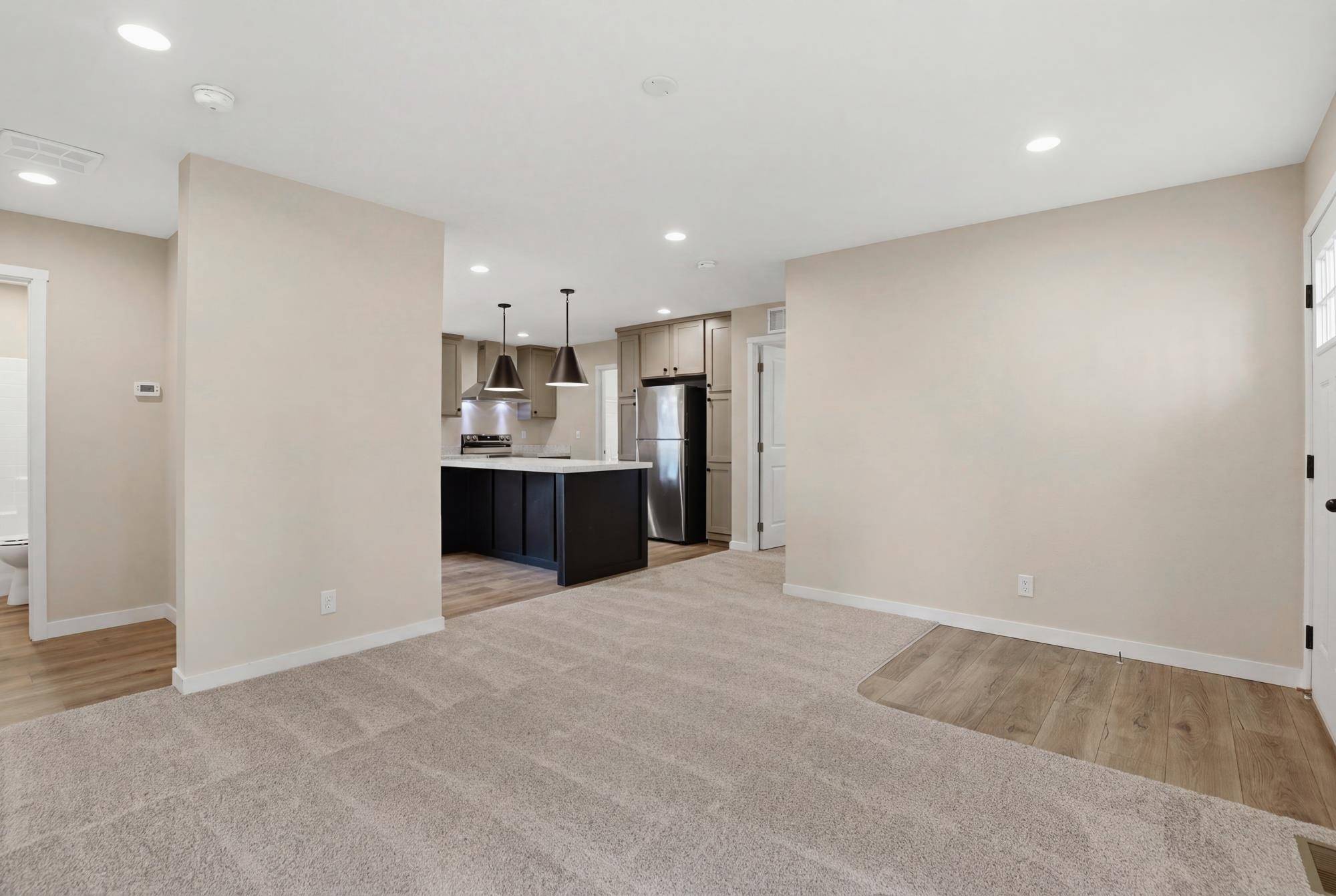 3928 E Lane Park Rd #9, Mead, WA 99021