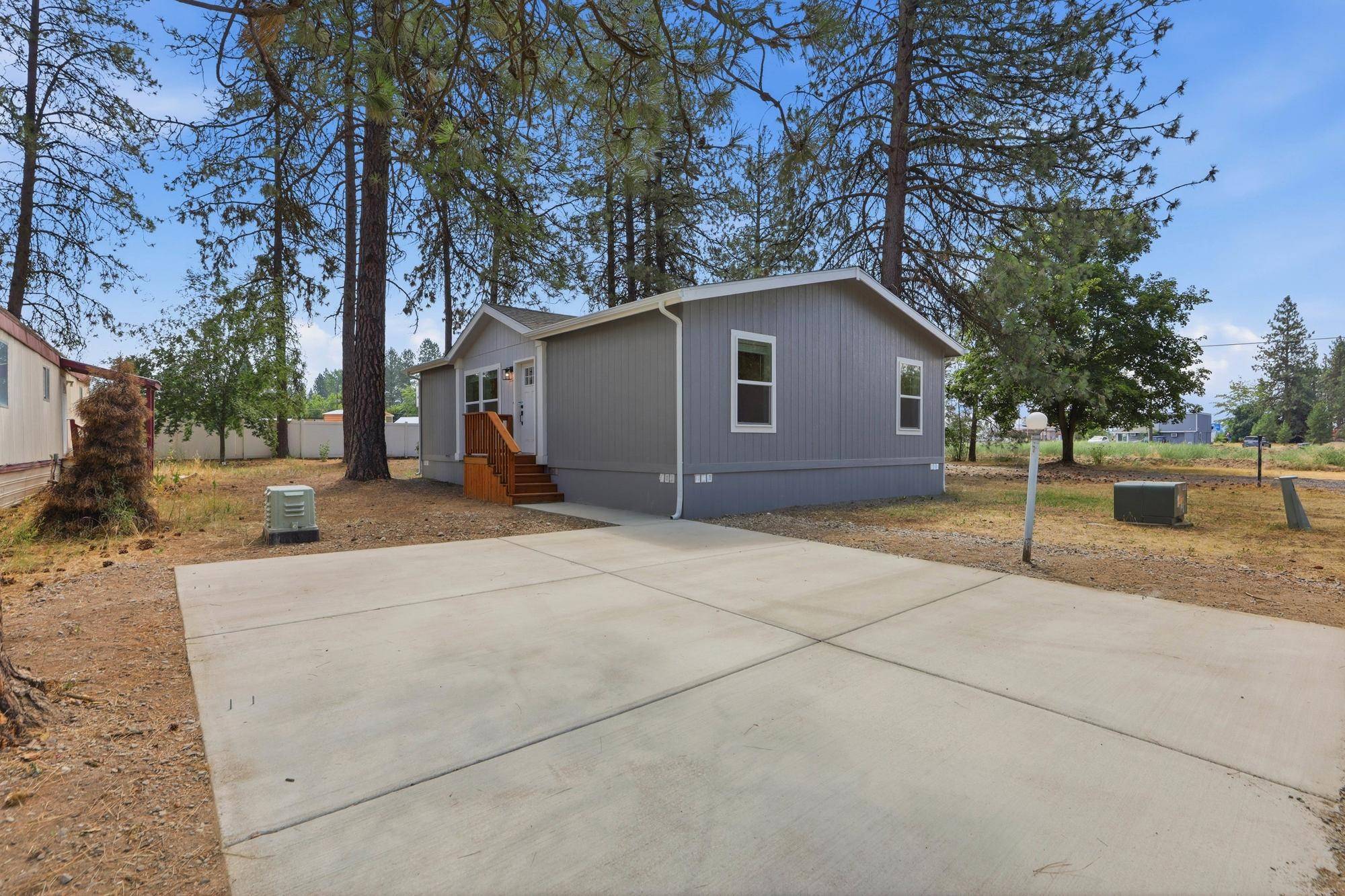 3928 E Lane Park Rd #9, Mead, WA 99021