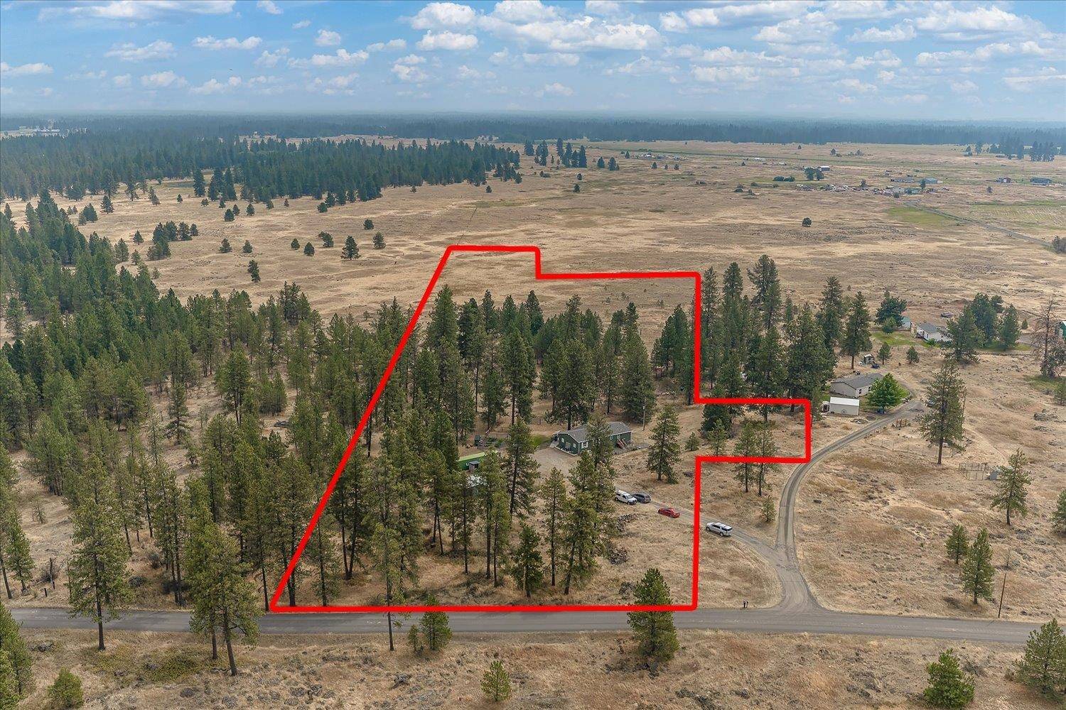 22915 S Cross Rd, Cheney, WA 99004
