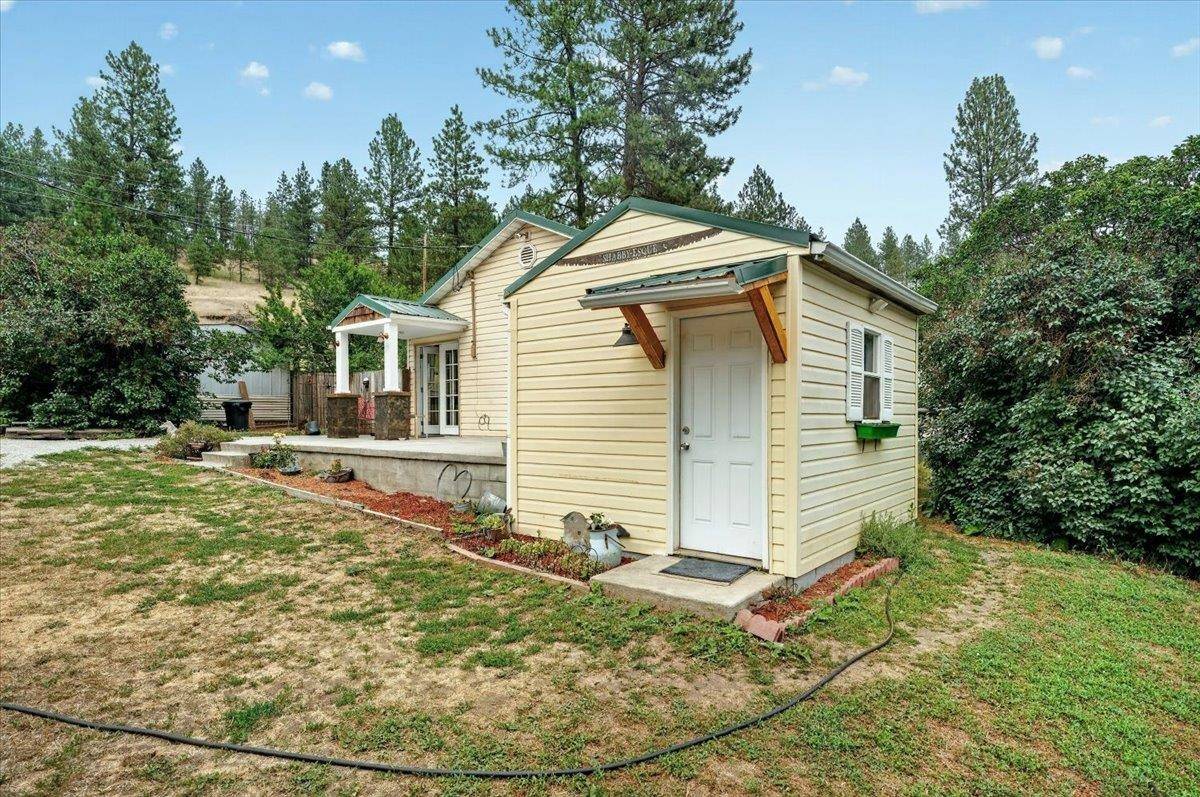 20803 W Euclid Rd, Spokane, WA 99022