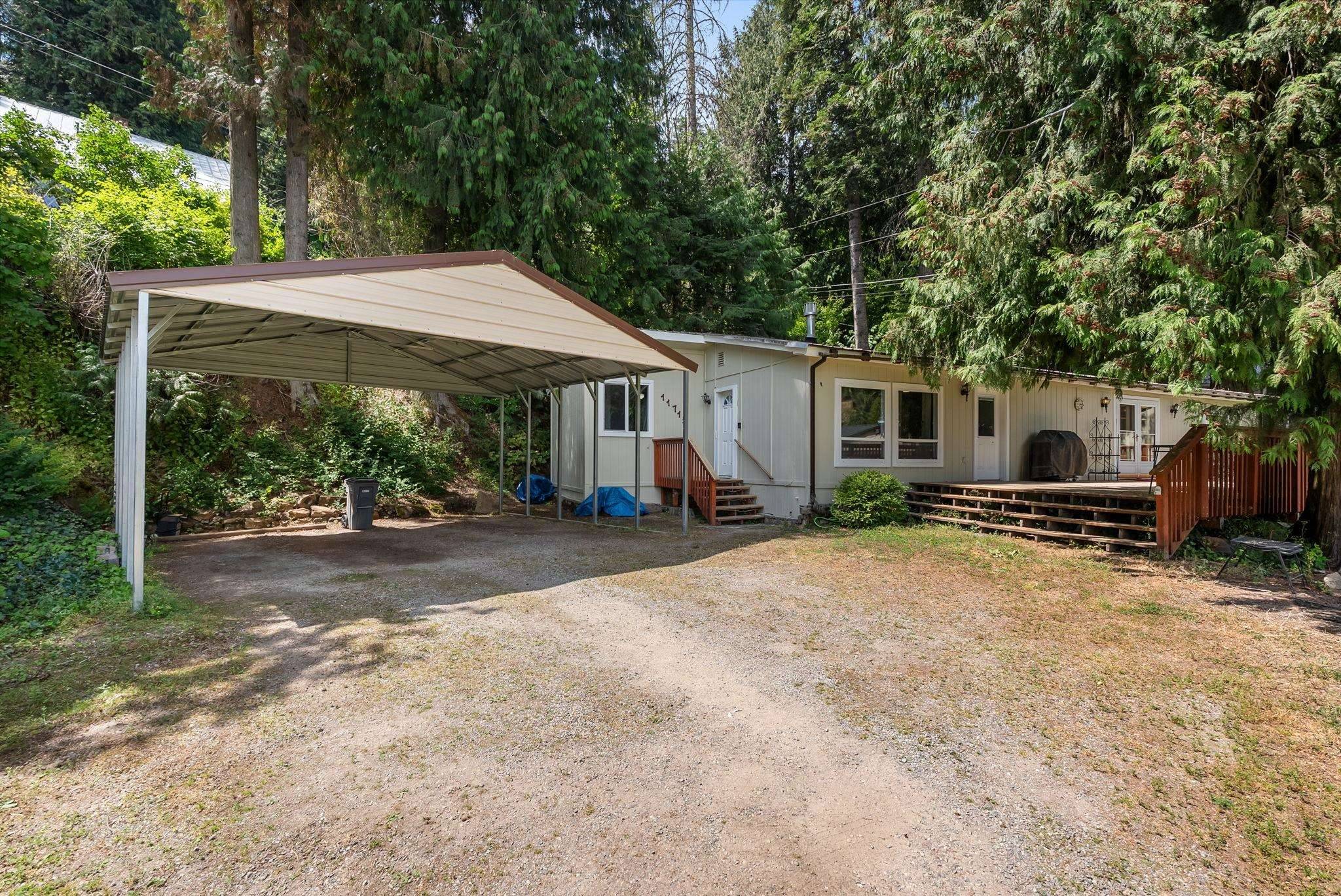 11715 N Honeymoon Bay Rd, Newman Lake, WA 99025