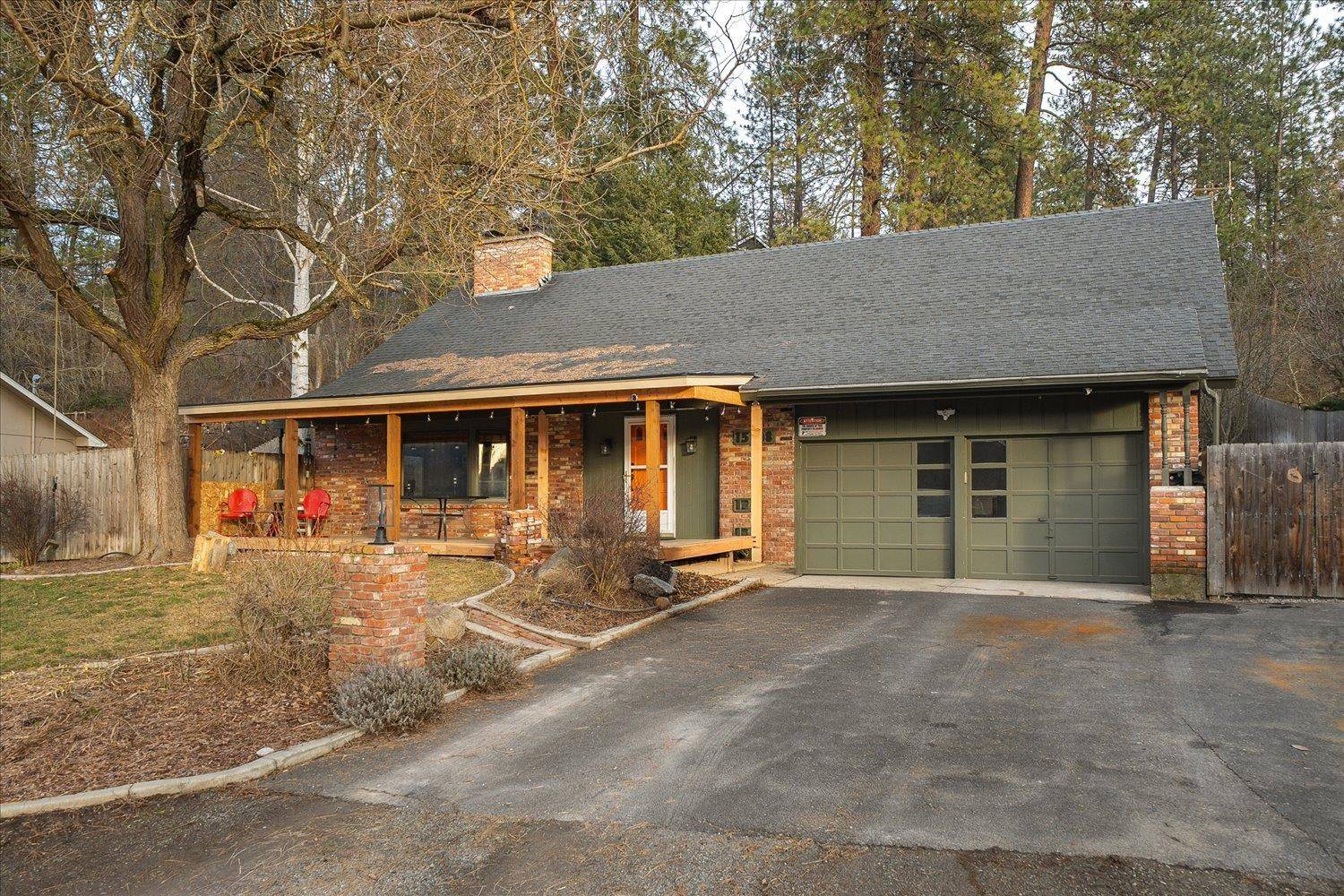 15908 N Azure Dr, Spokane, WA 99208