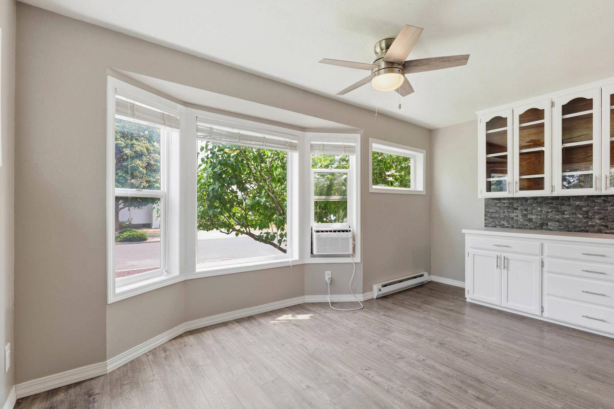 303 W Queen Ave, Spokane, WA 99205